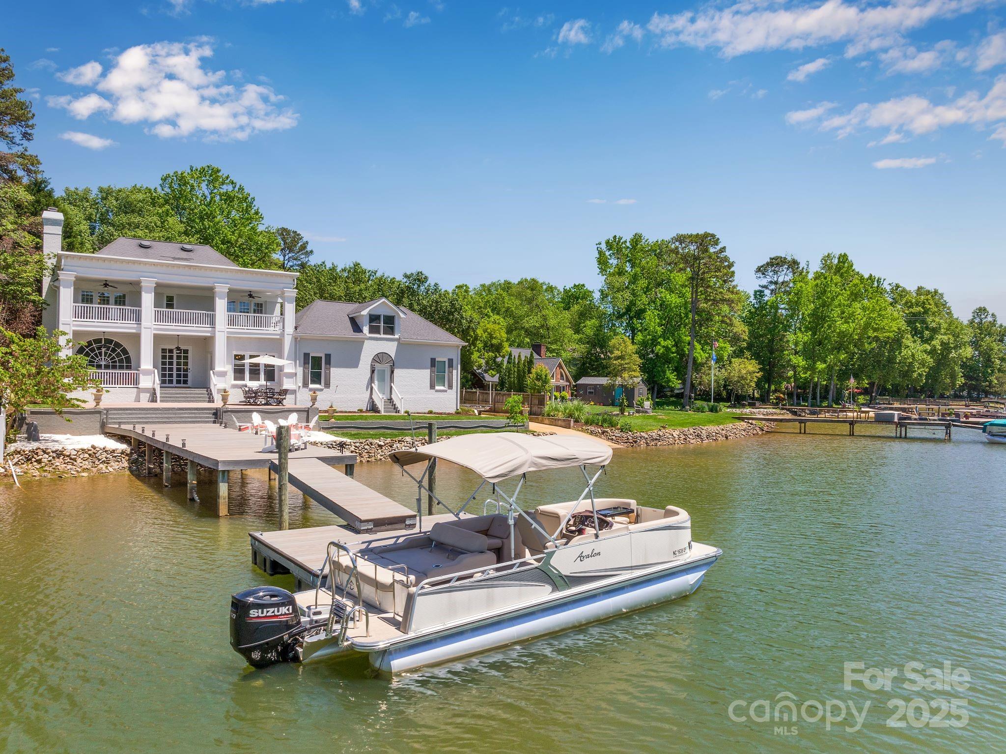 8150 Malibu Pointe Lane