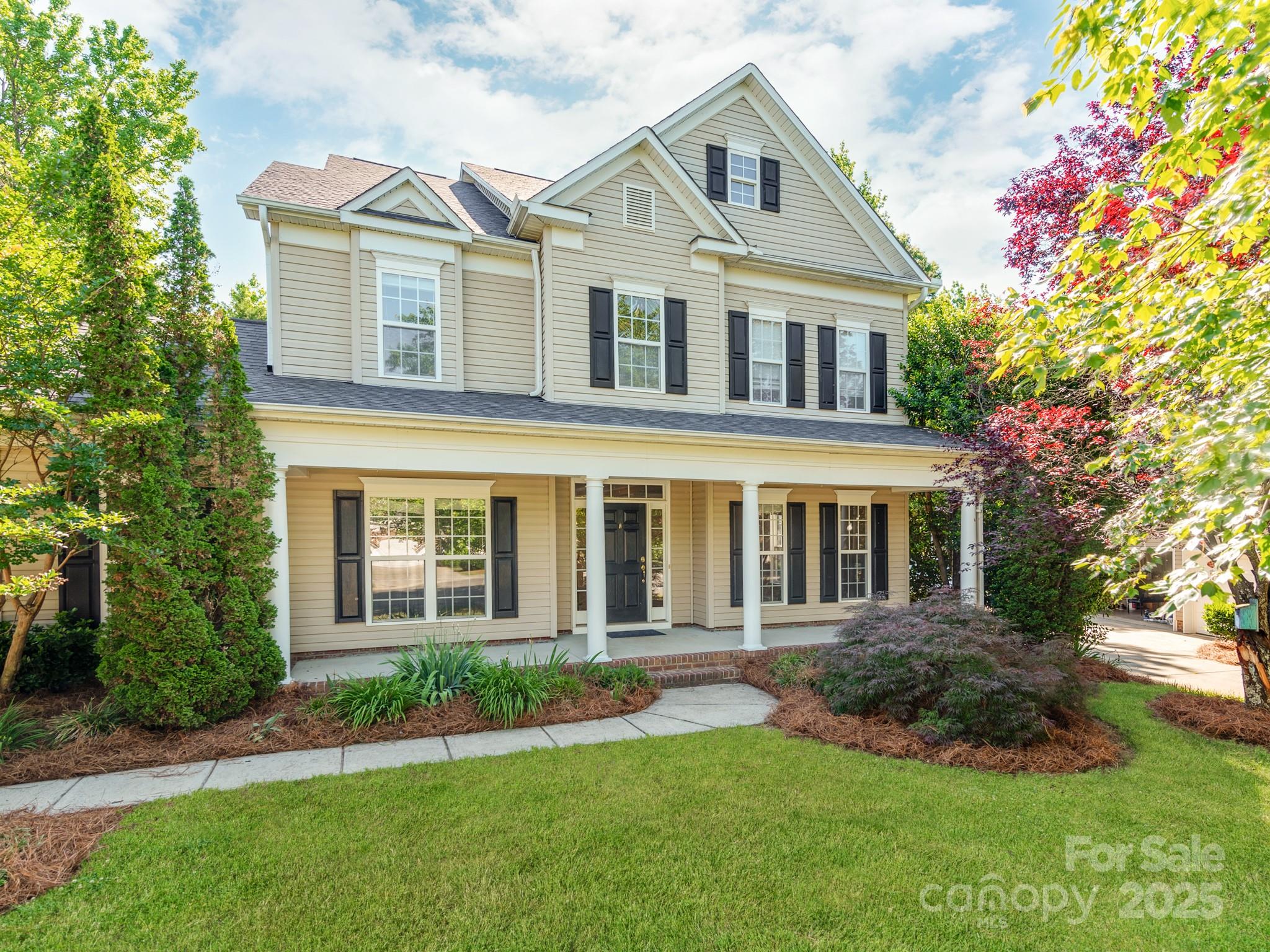 533 Montgrove Place NW