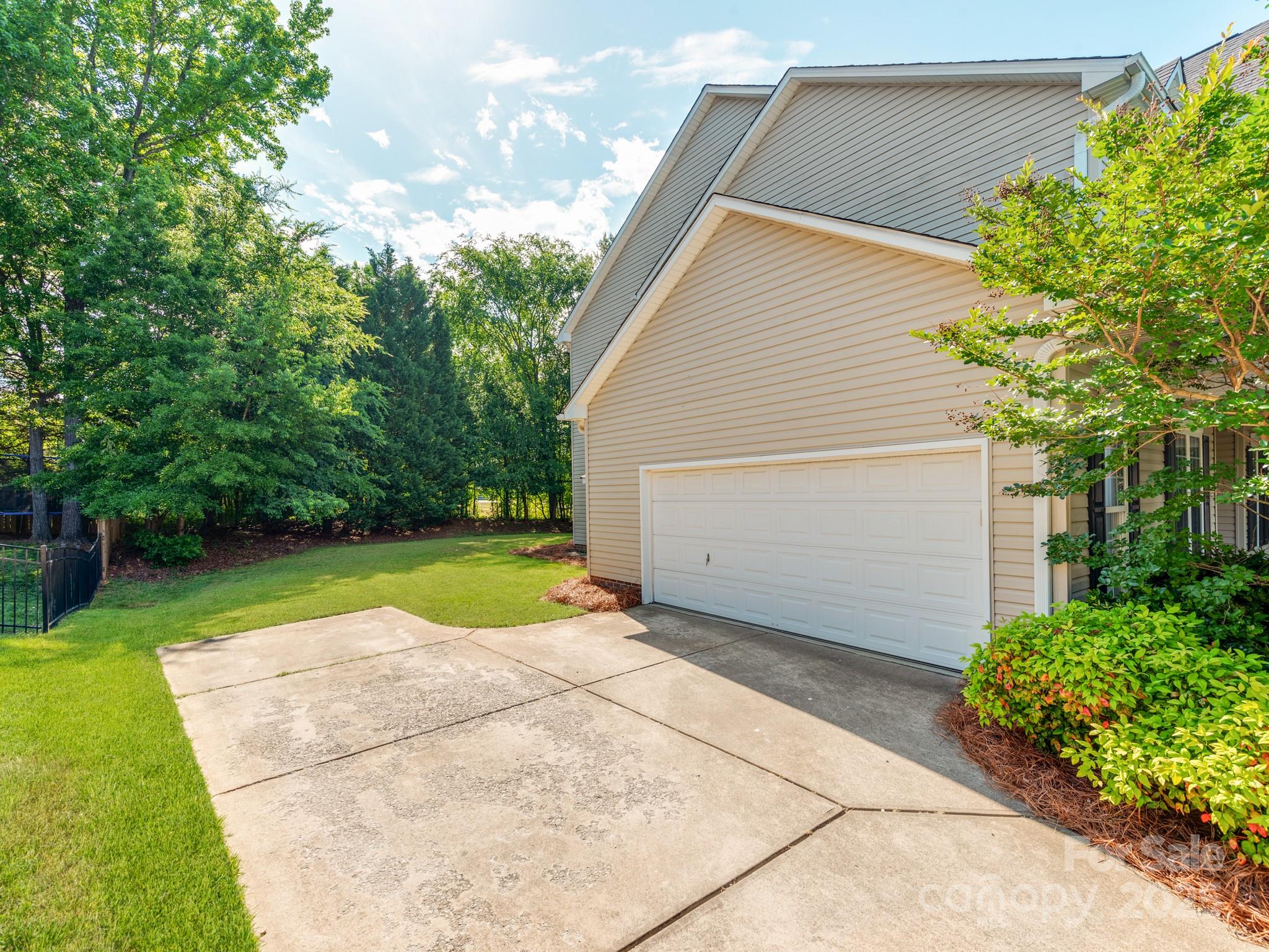 Laurel Park - Residential