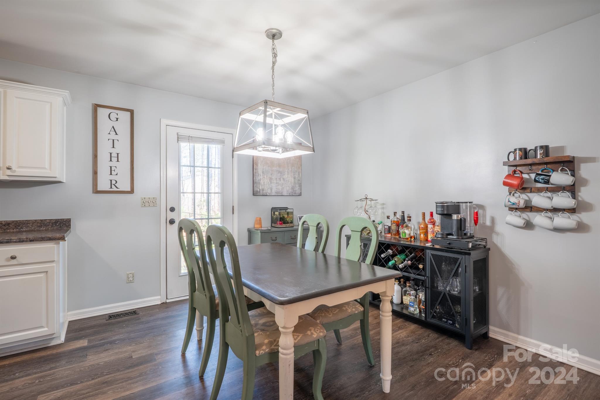 Cherry Winds - Residential