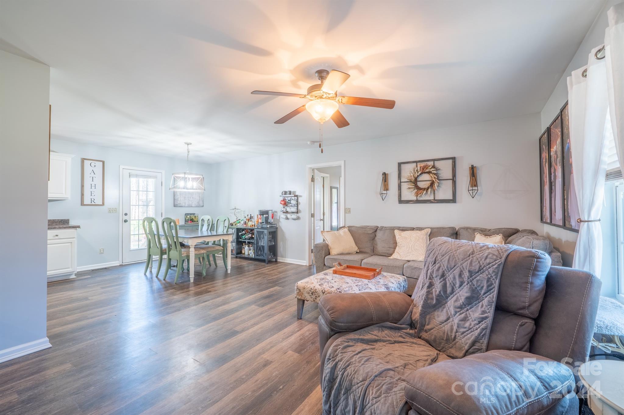 Cherry Winds - Residential