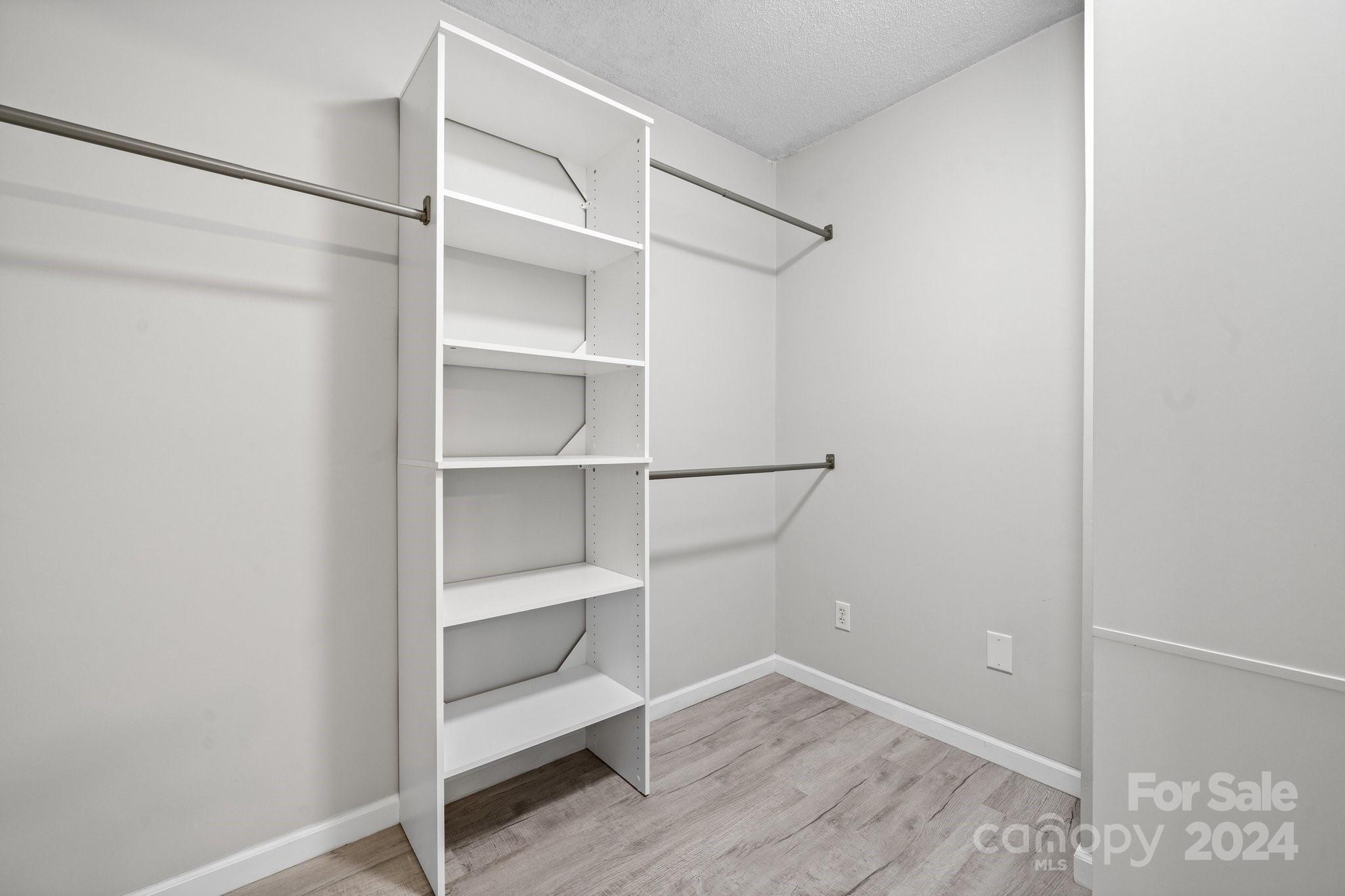 Knox Landing - Residential