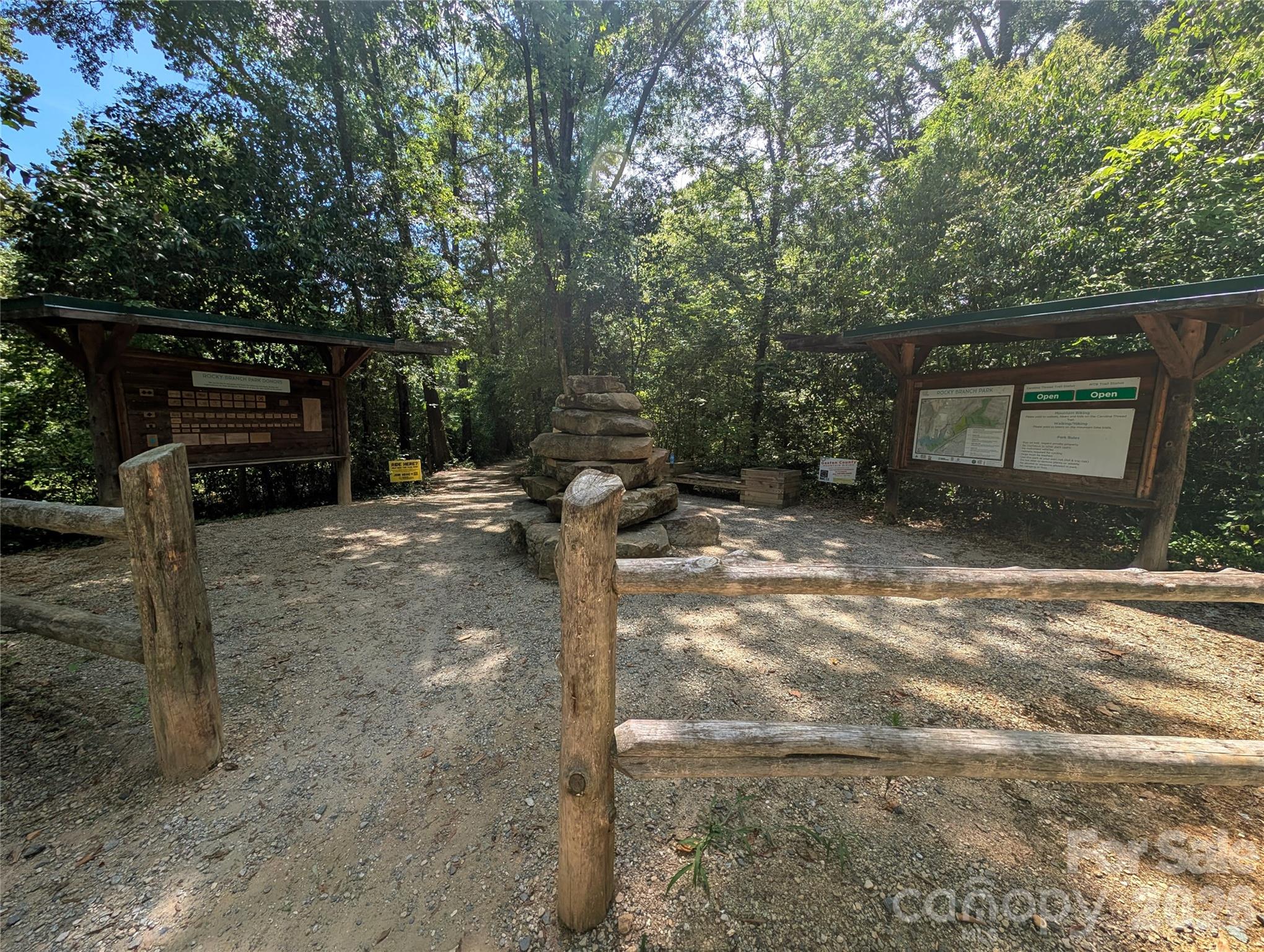 206 W Woodrow Avenue