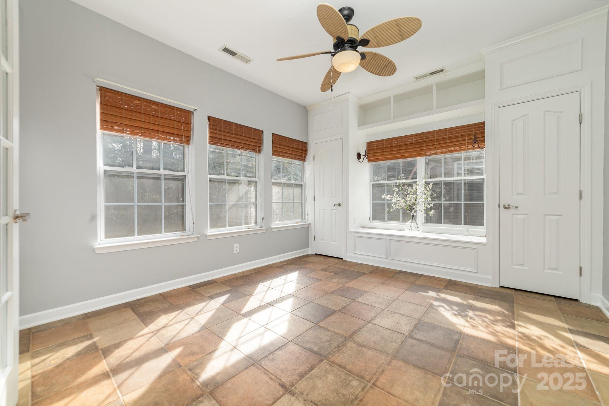 Highland Creek - Residential Lease