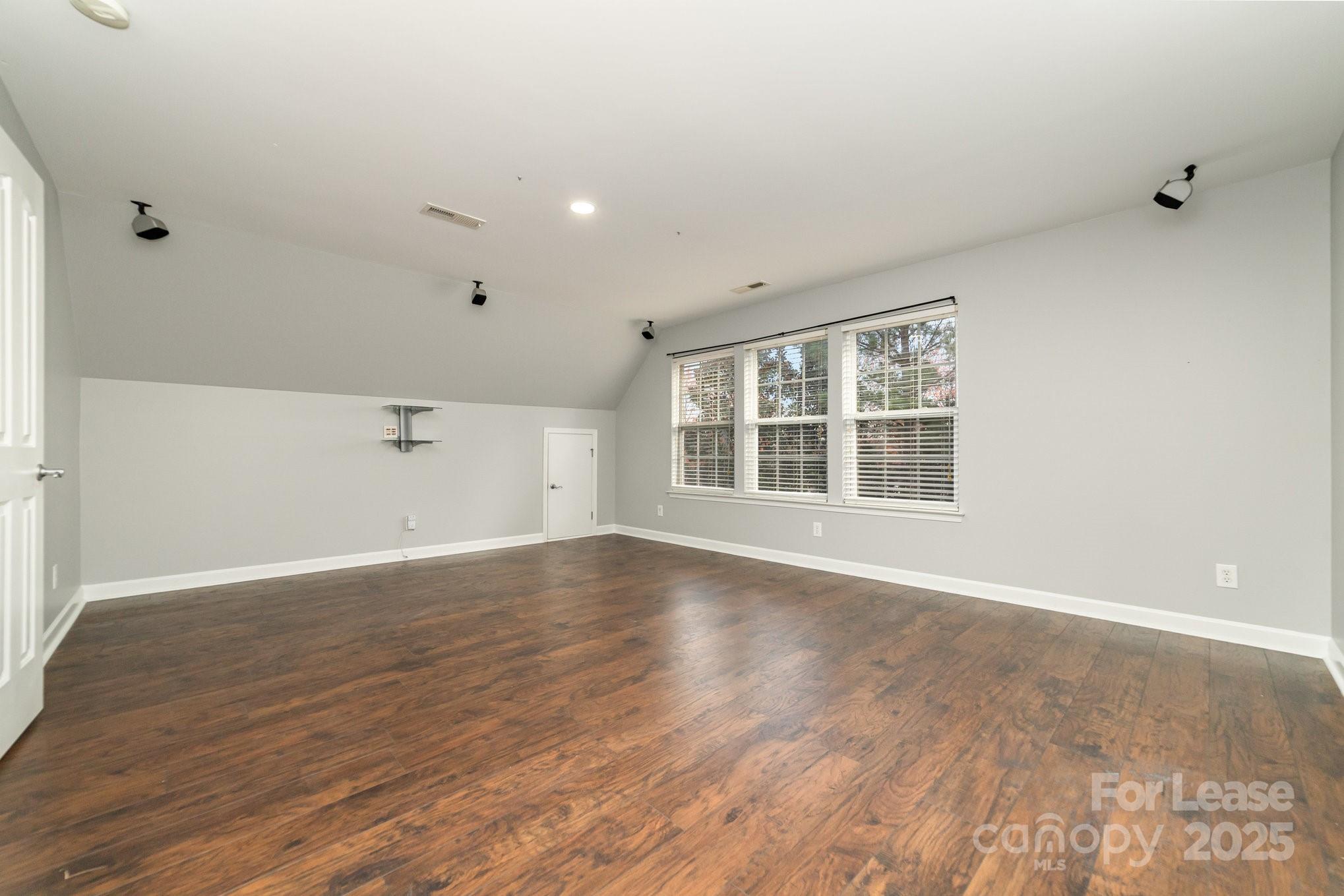 Highland Creek - Residential Lease