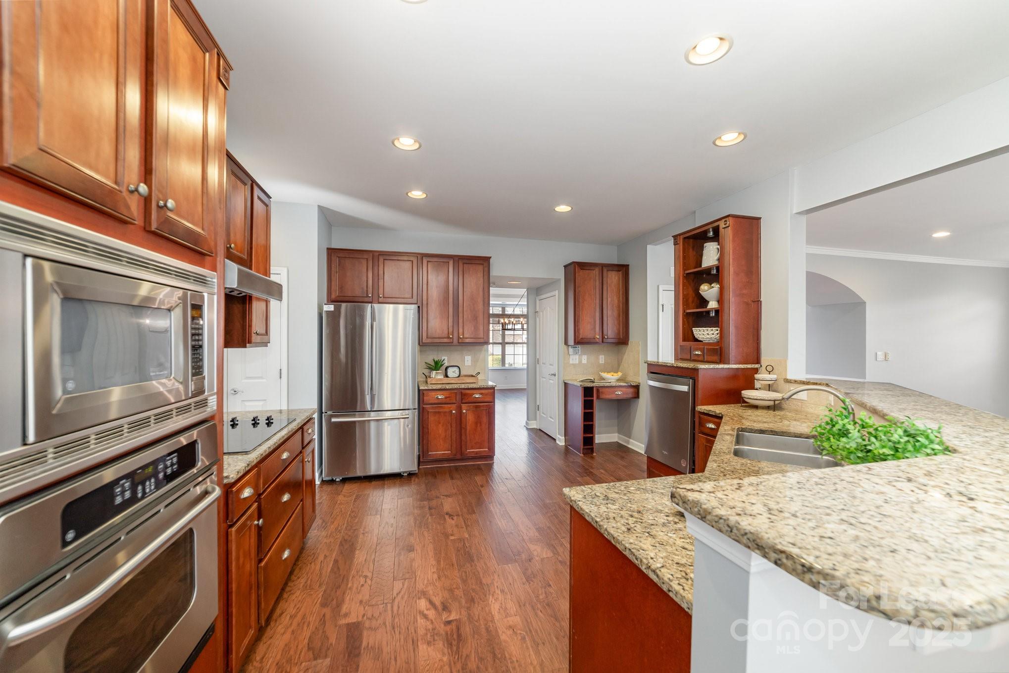 Highland Creek - Residential Lease