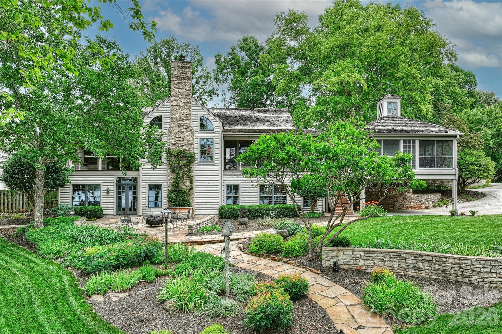 602 Pearl Bay Drive