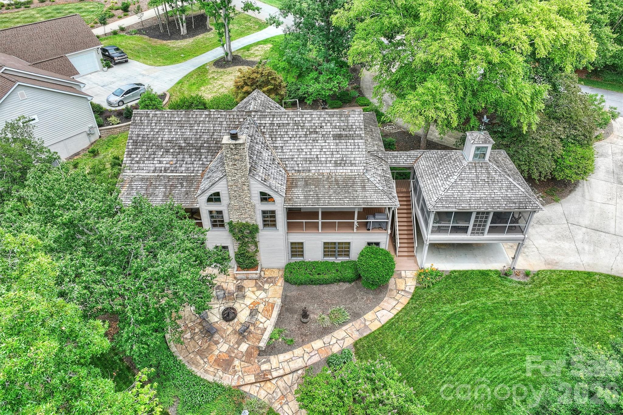 602 Pearl Bay Drive