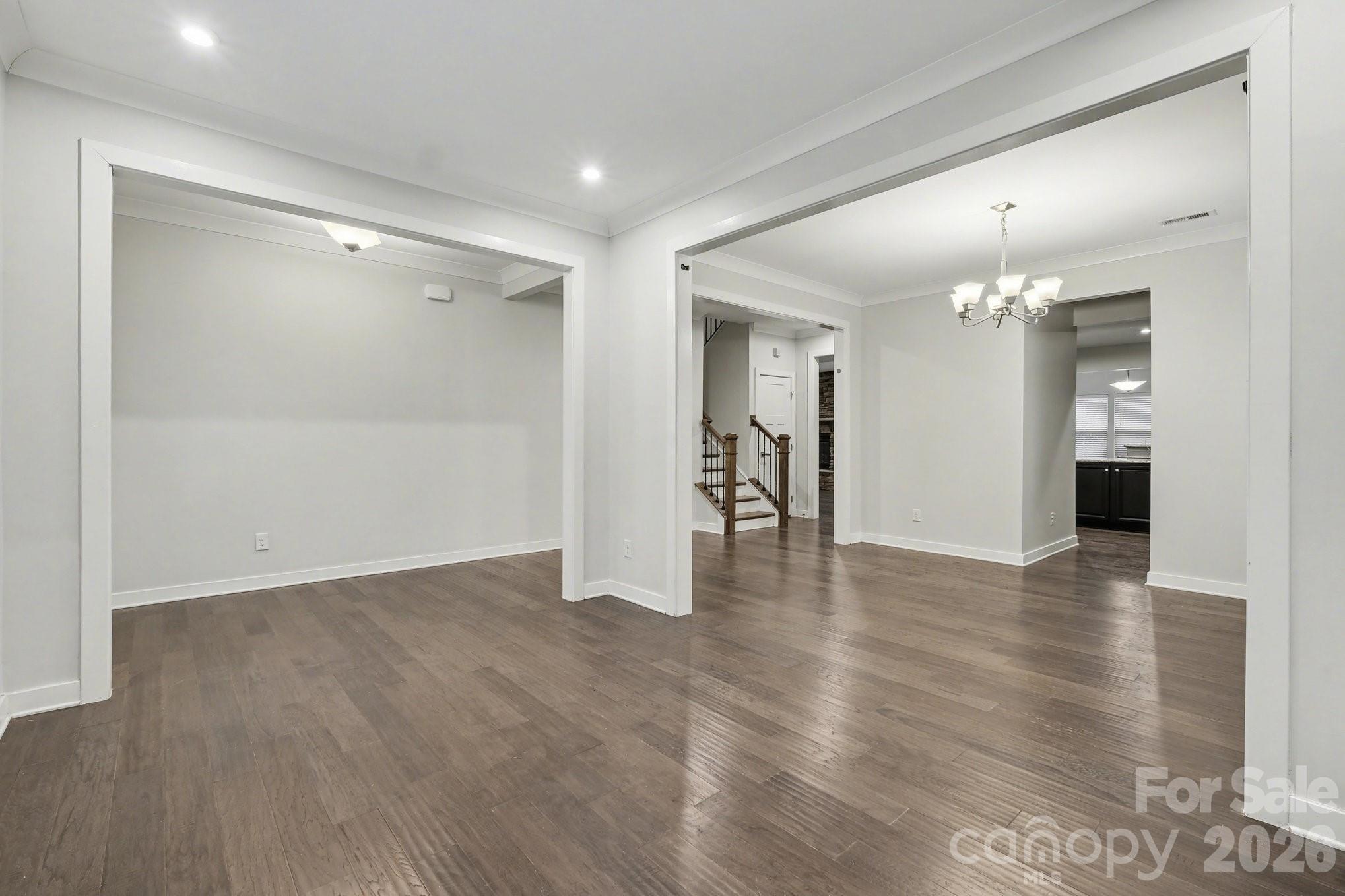 Holcomb Woods - Residential