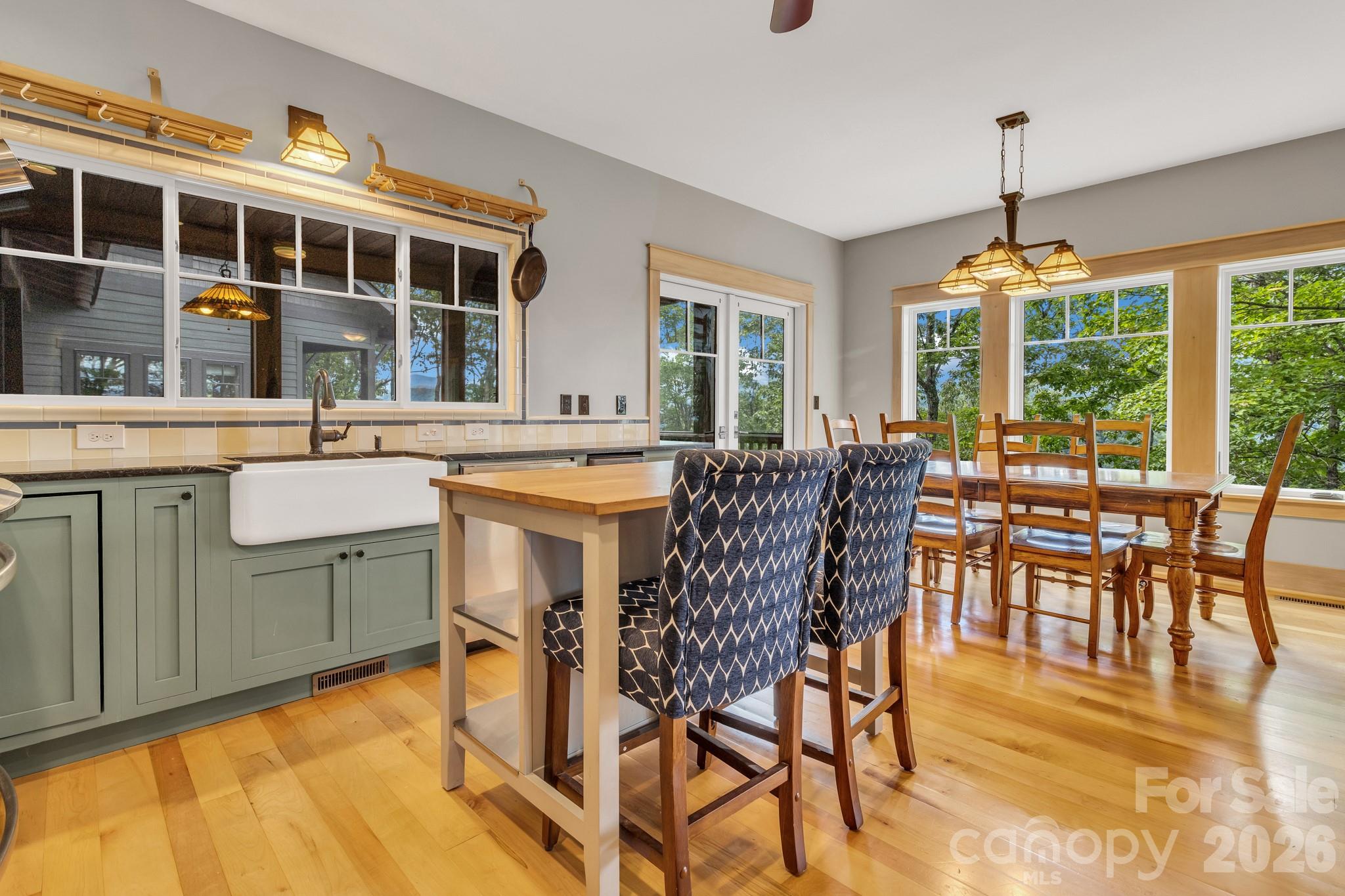 Creston - Residential