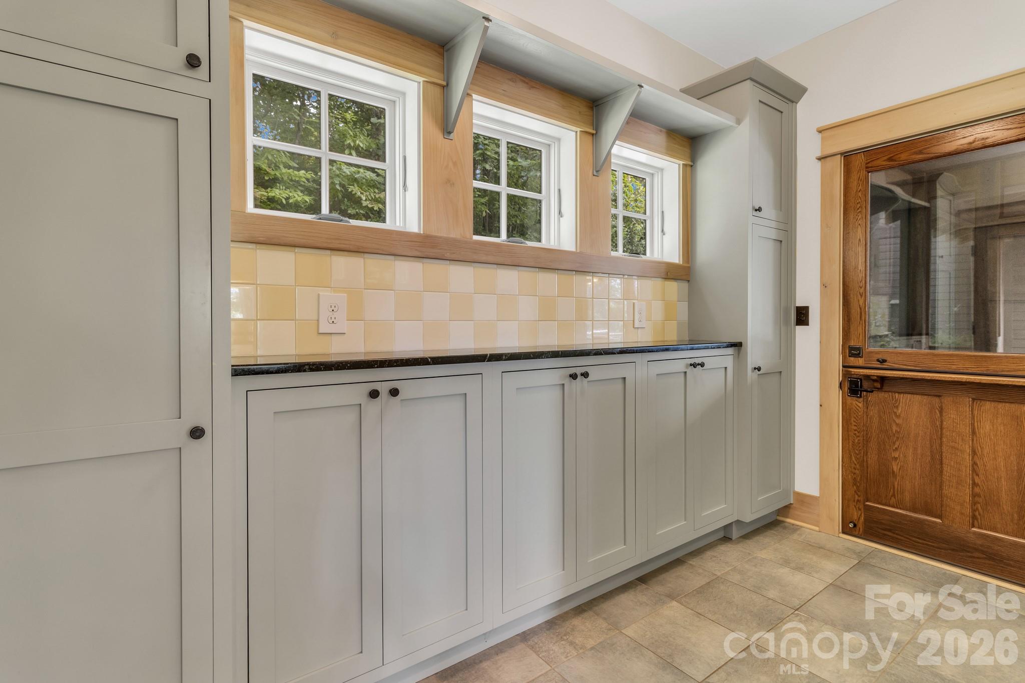 Creston - Residential