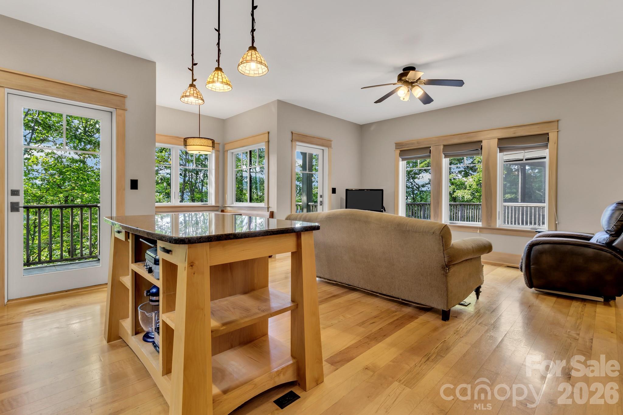 Creston - Residential