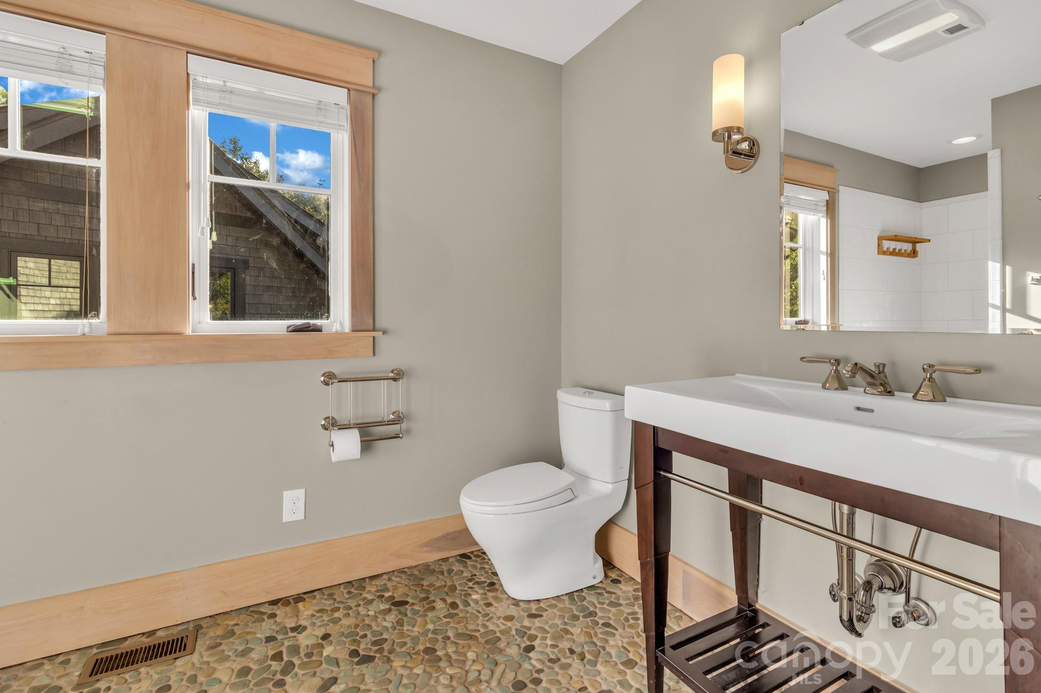 Creston - Residential