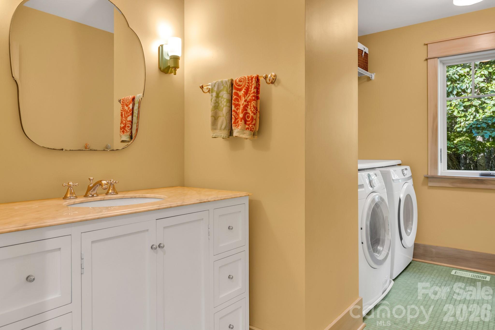 Creston - Residential