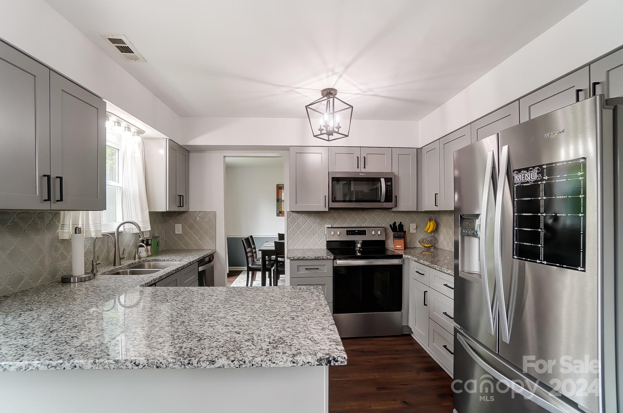 Planters Row - Residential