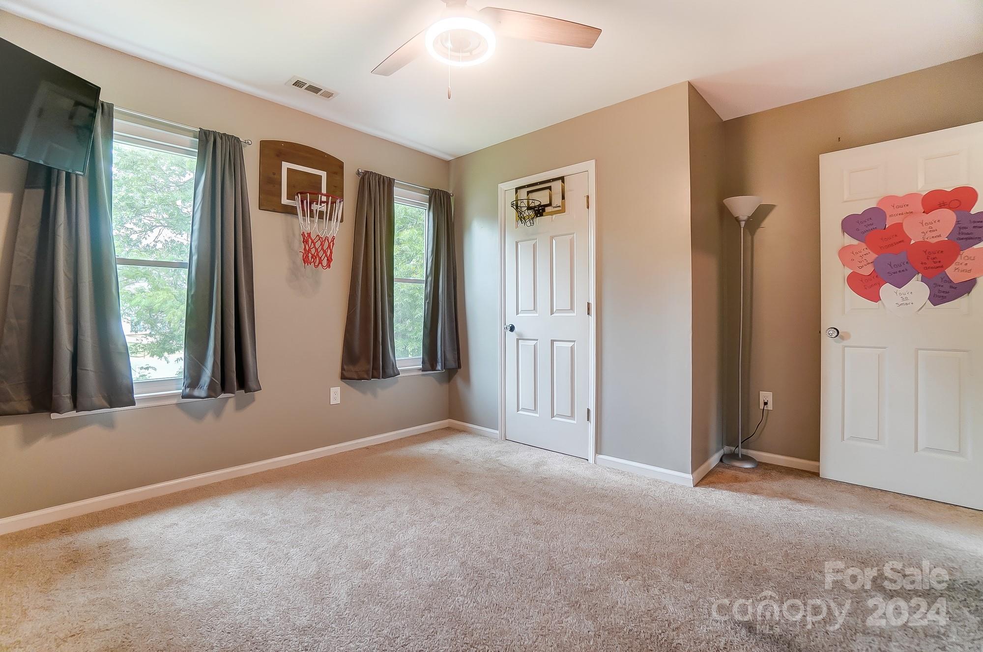 Planters Row - Residential