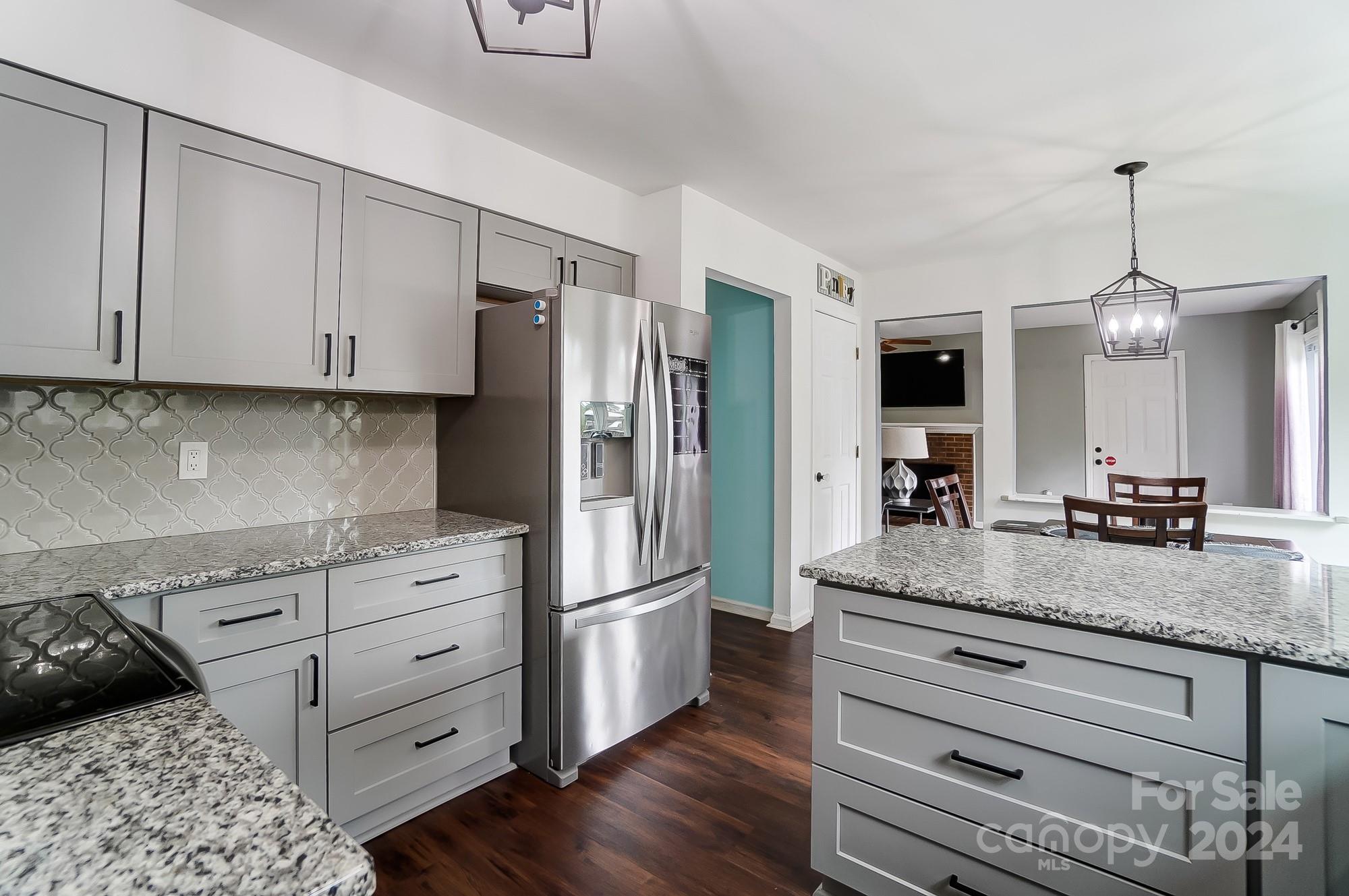 Planters Row - Residential