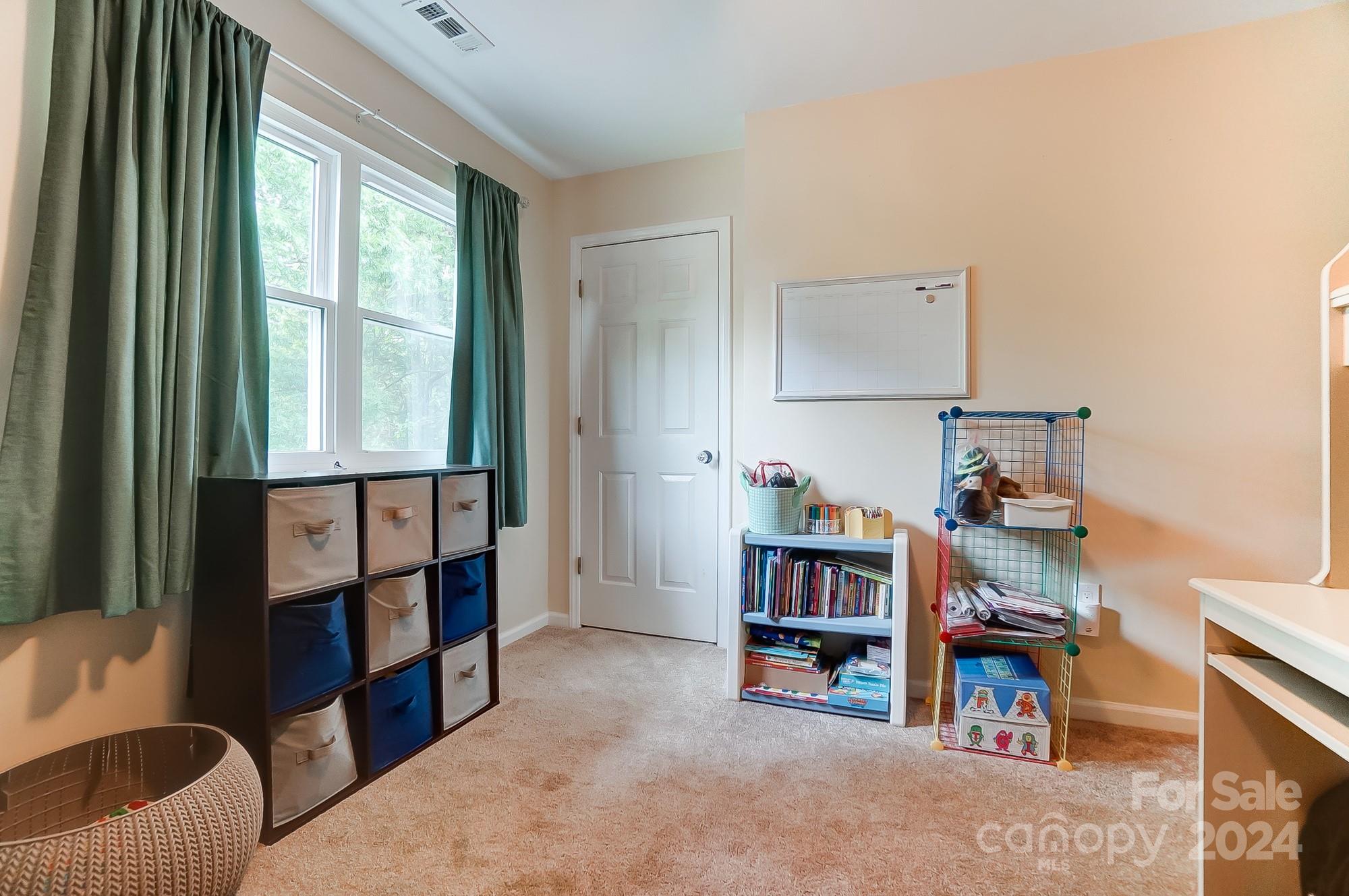 Planters Row - Residential