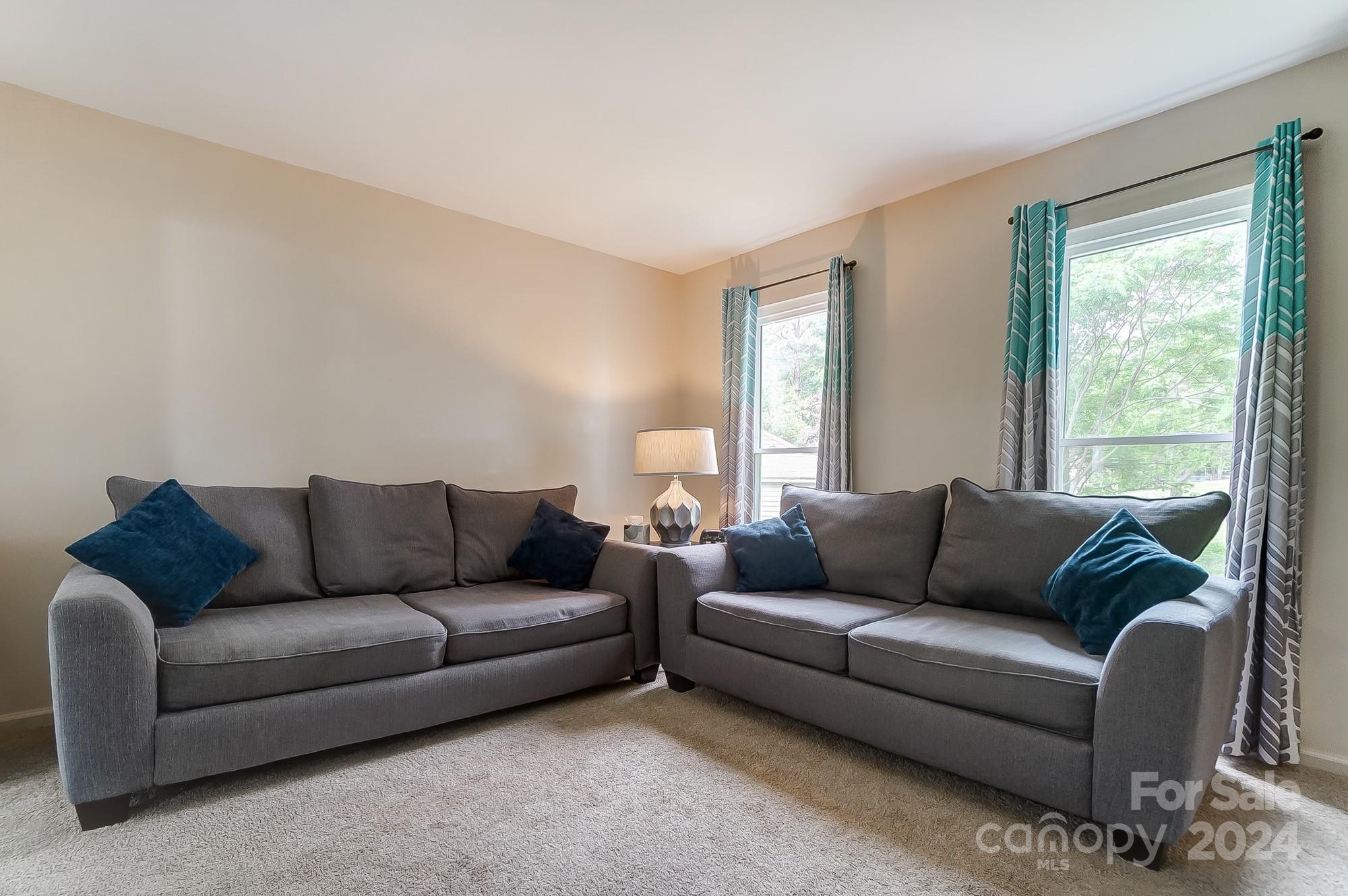 Planters Row - Residential