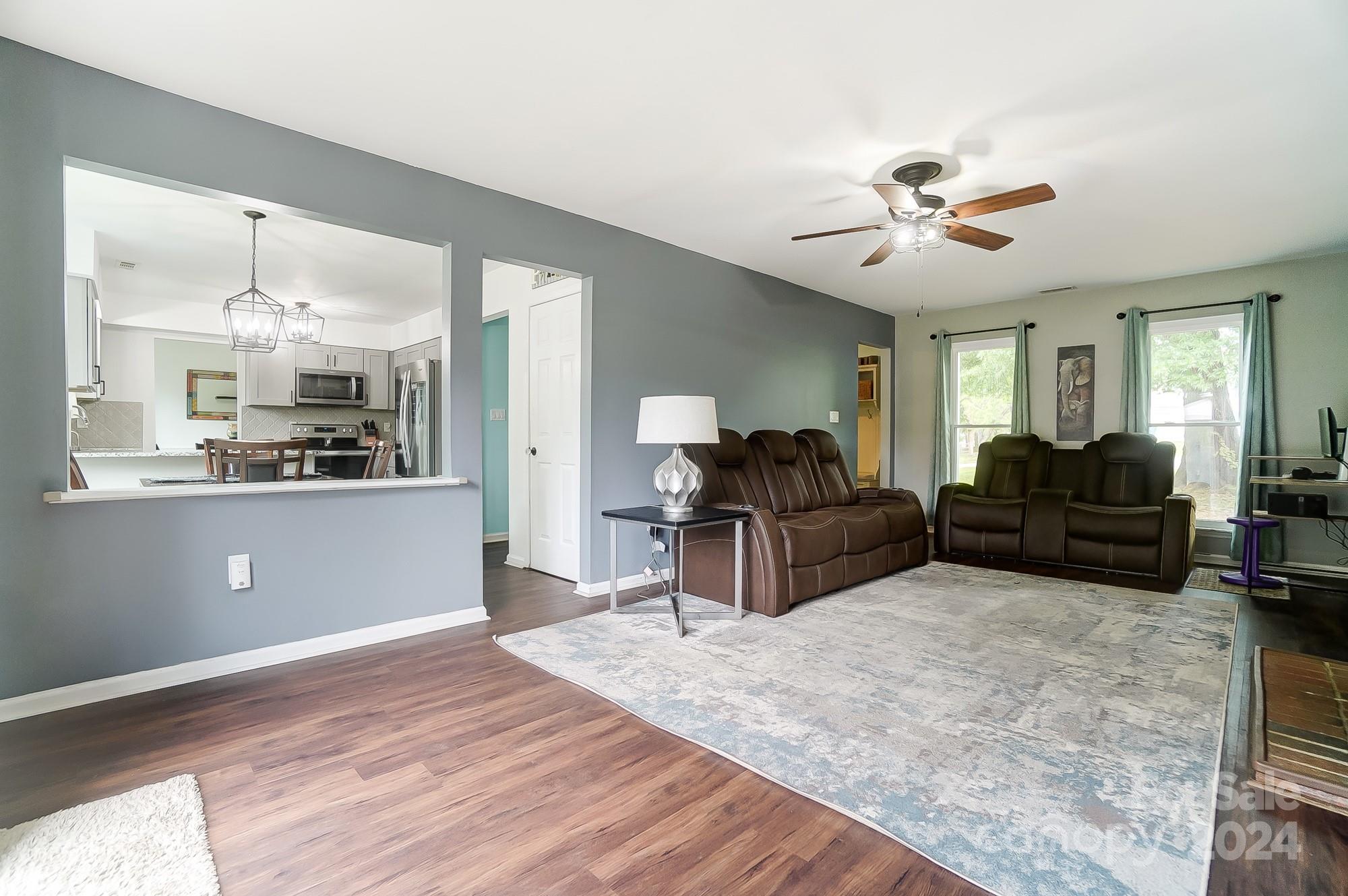 Planters Row - Residential