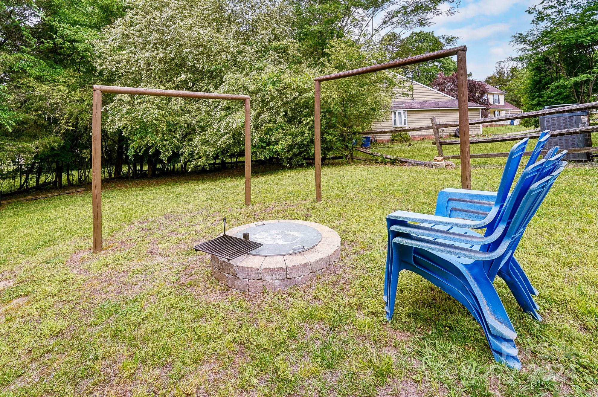 Planters Row - Residential