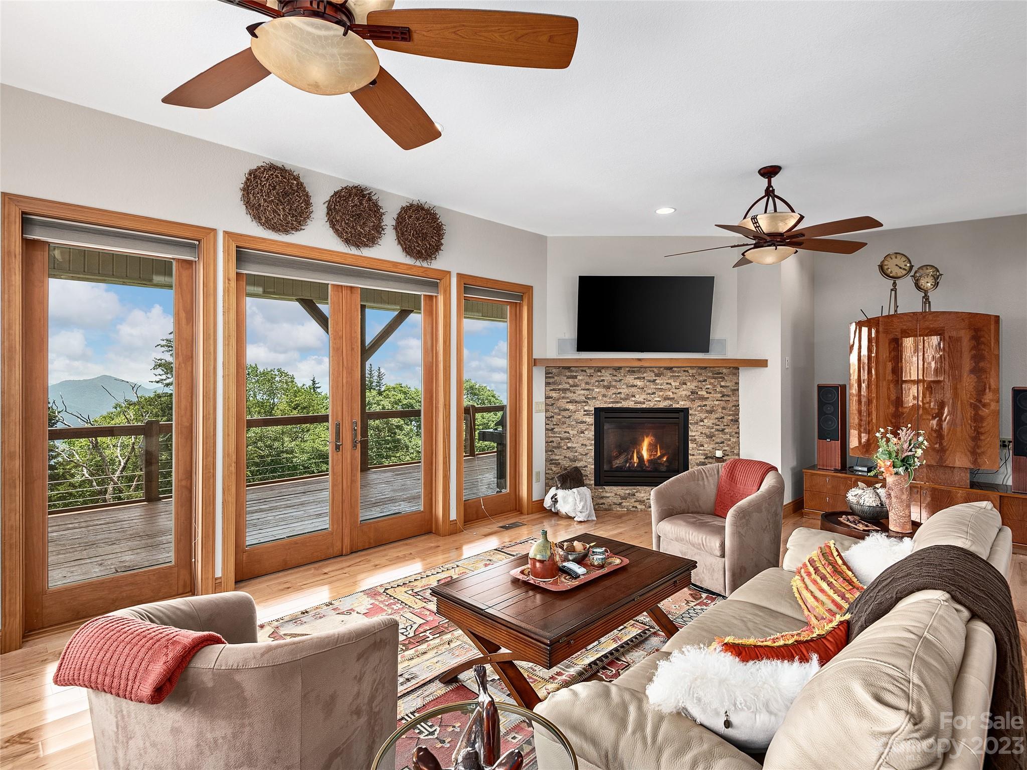 Hi-Mountain - Residential