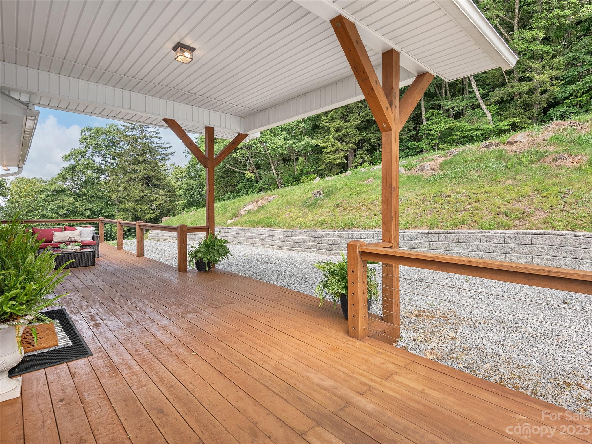 Hi-Mountain - Residential