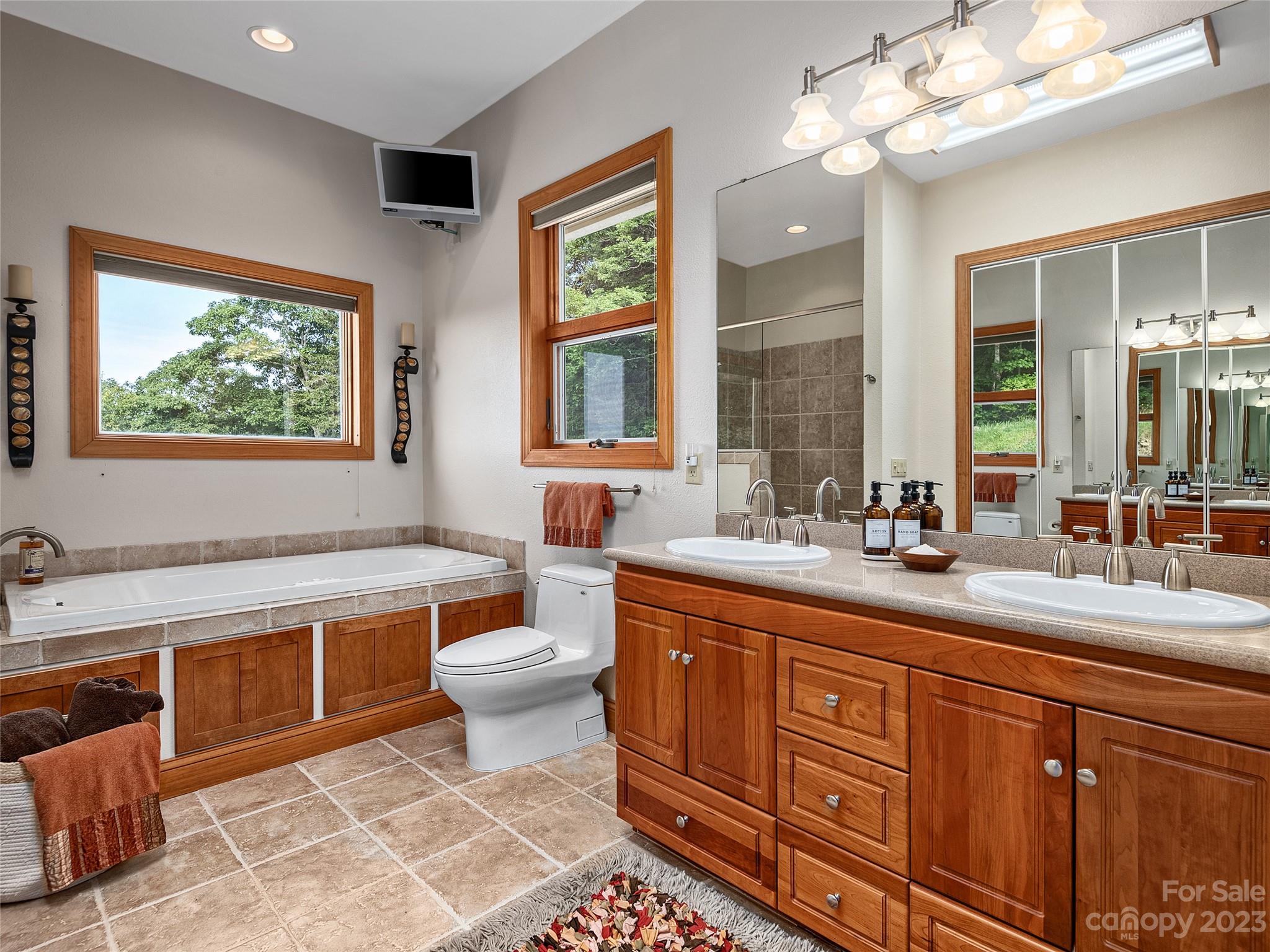 Hi-Mountain - Residential