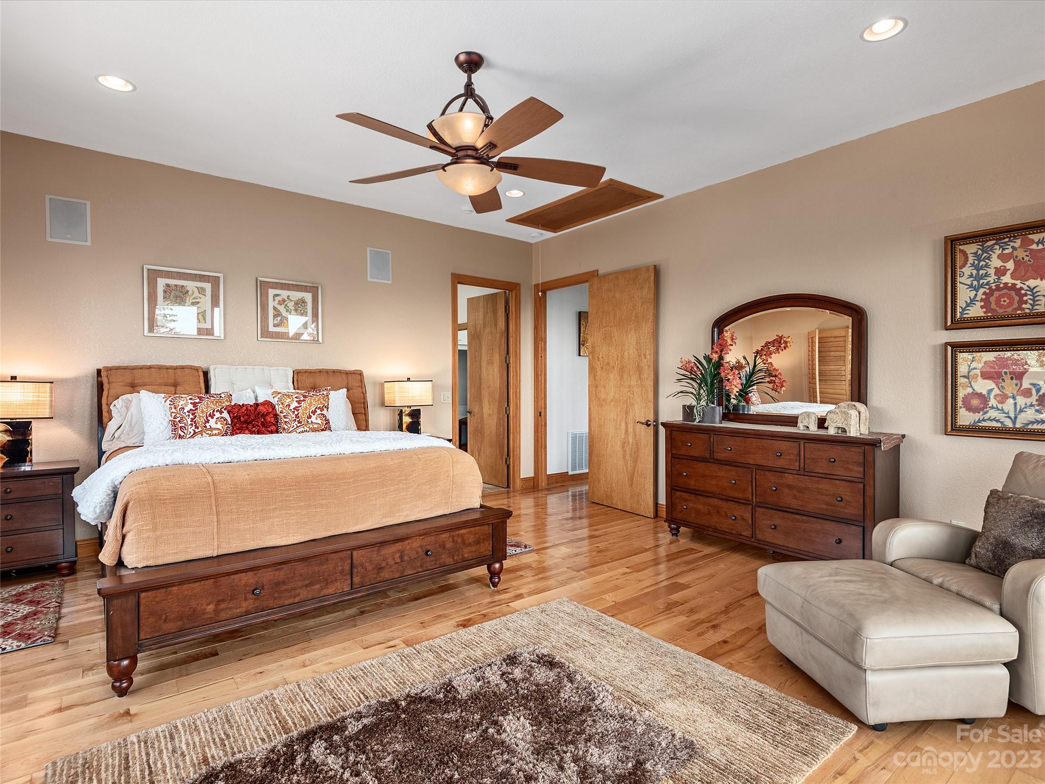 Hi-Mountain - Residential