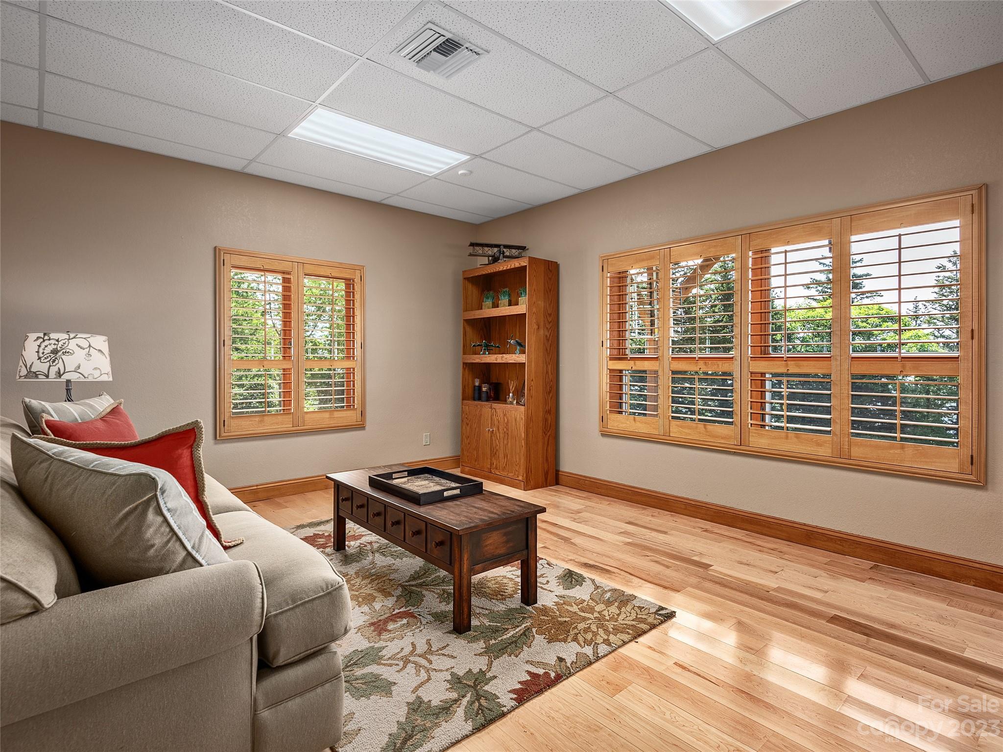 Hi-Mountain - Residential