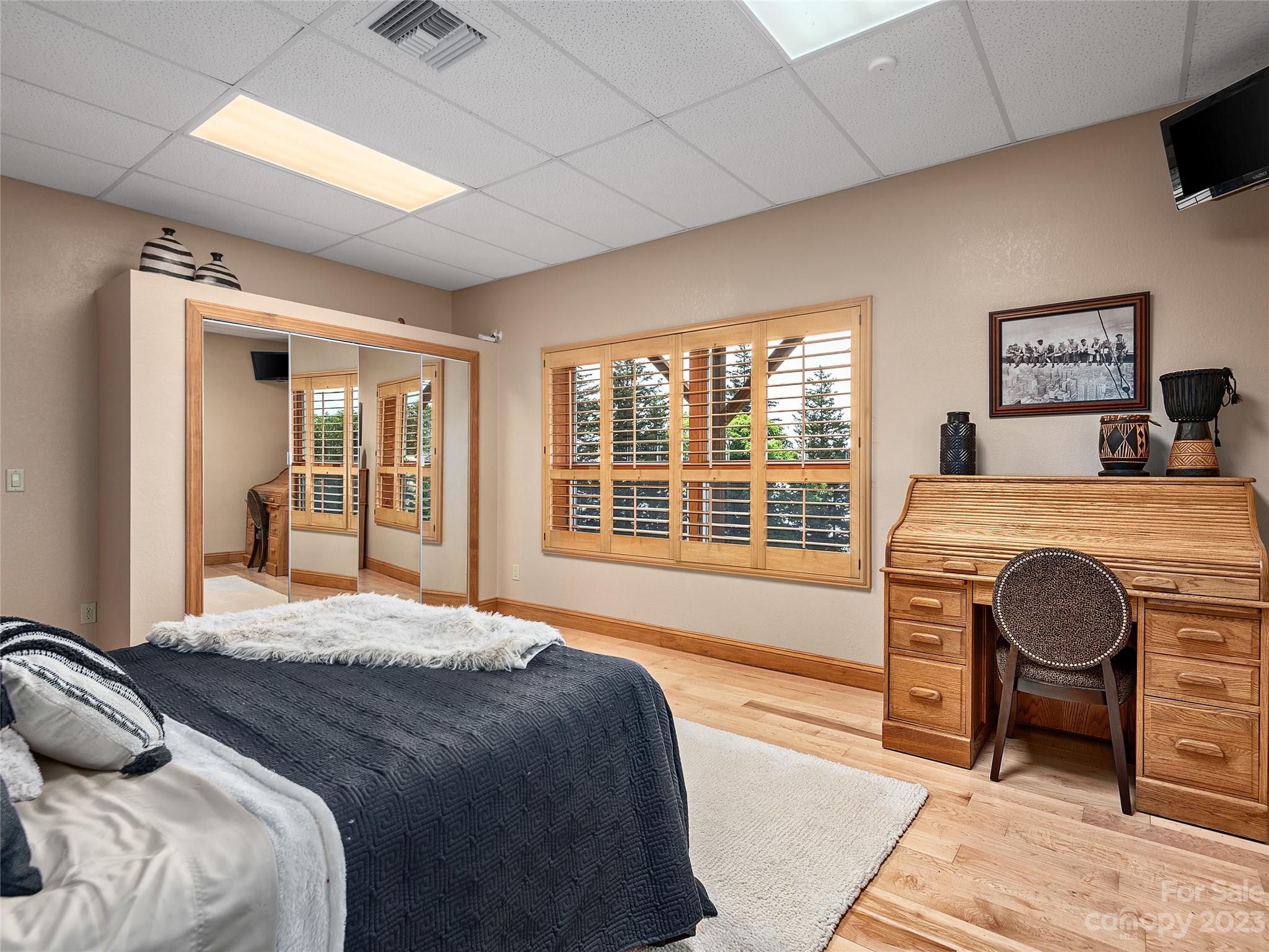 Hi-Mountain - Residential