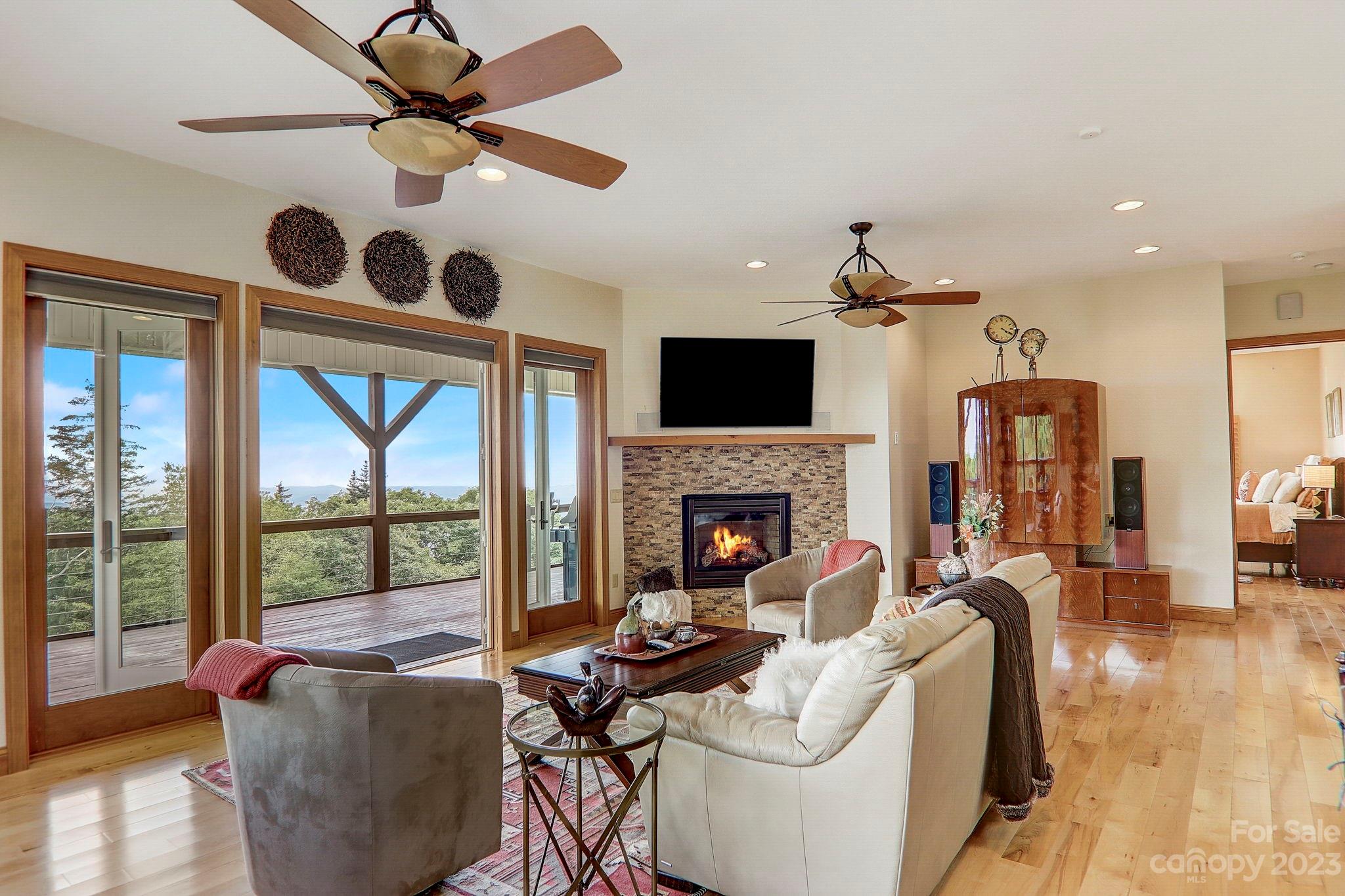 Hi-Mountain - Residential