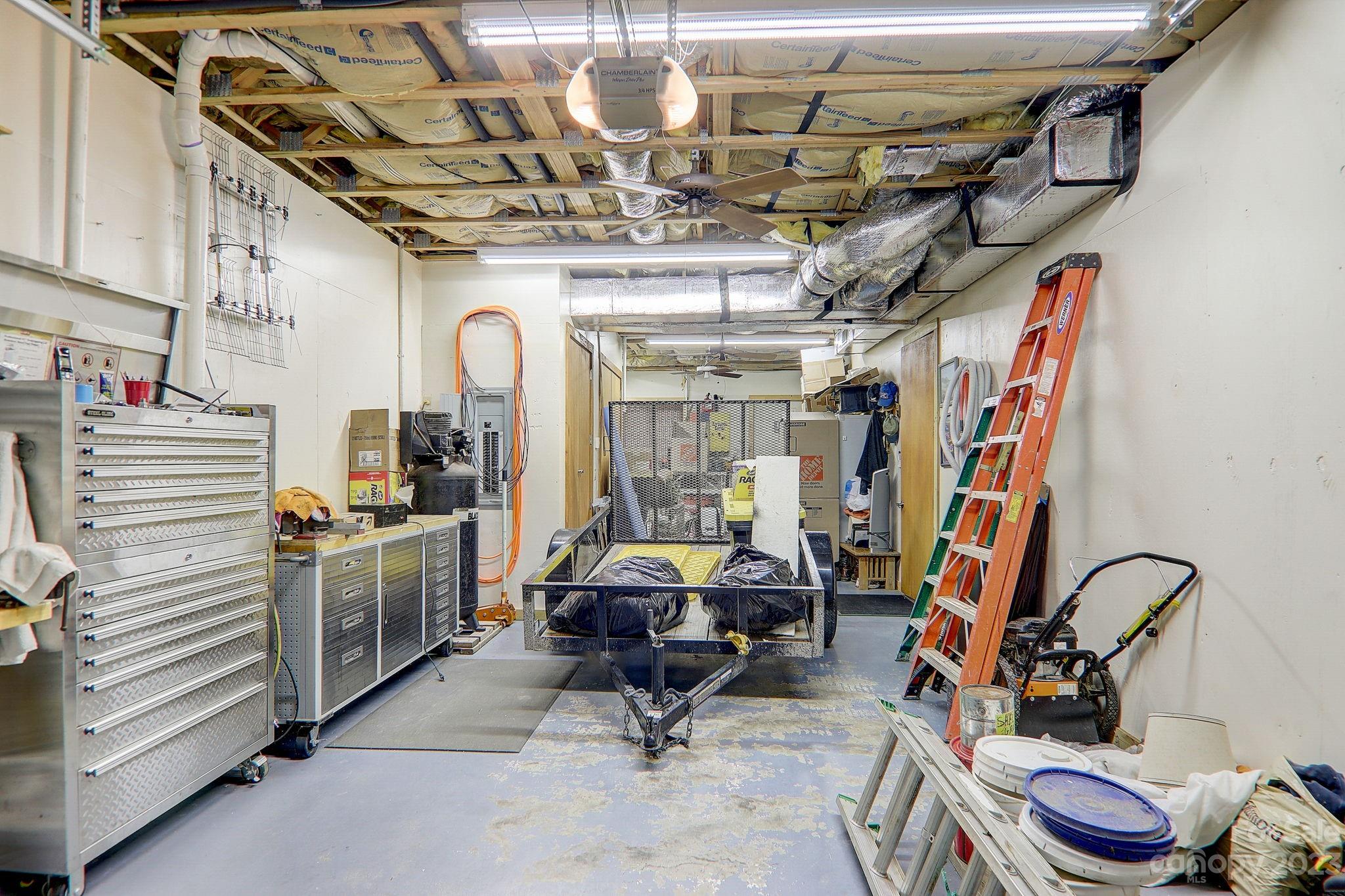 Hi-Mountain - Residential