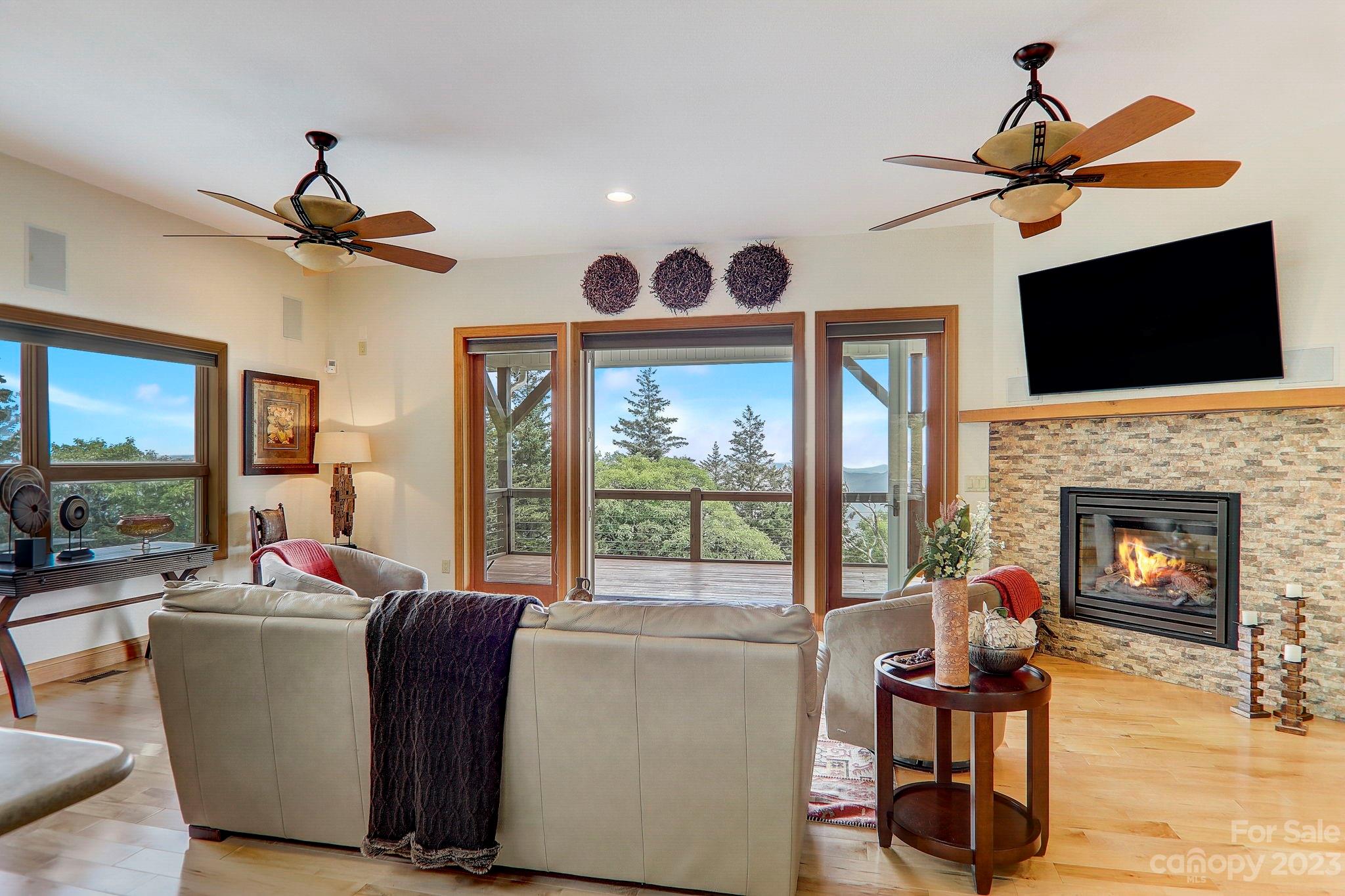 Hi-Mountain - Residential