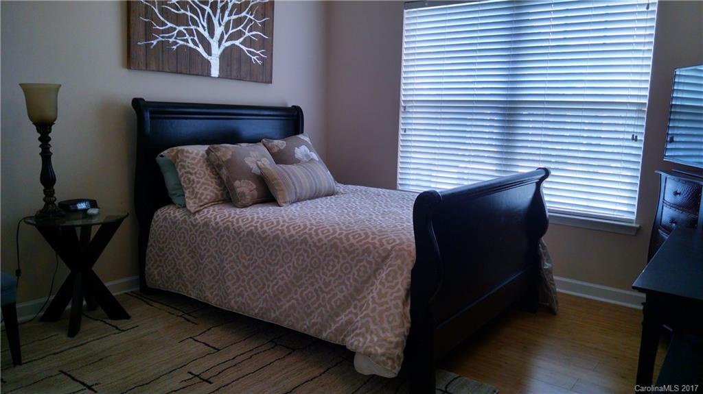 Ridge Road Villa - Residential