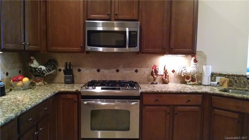 Ridge Road Villa - Residential