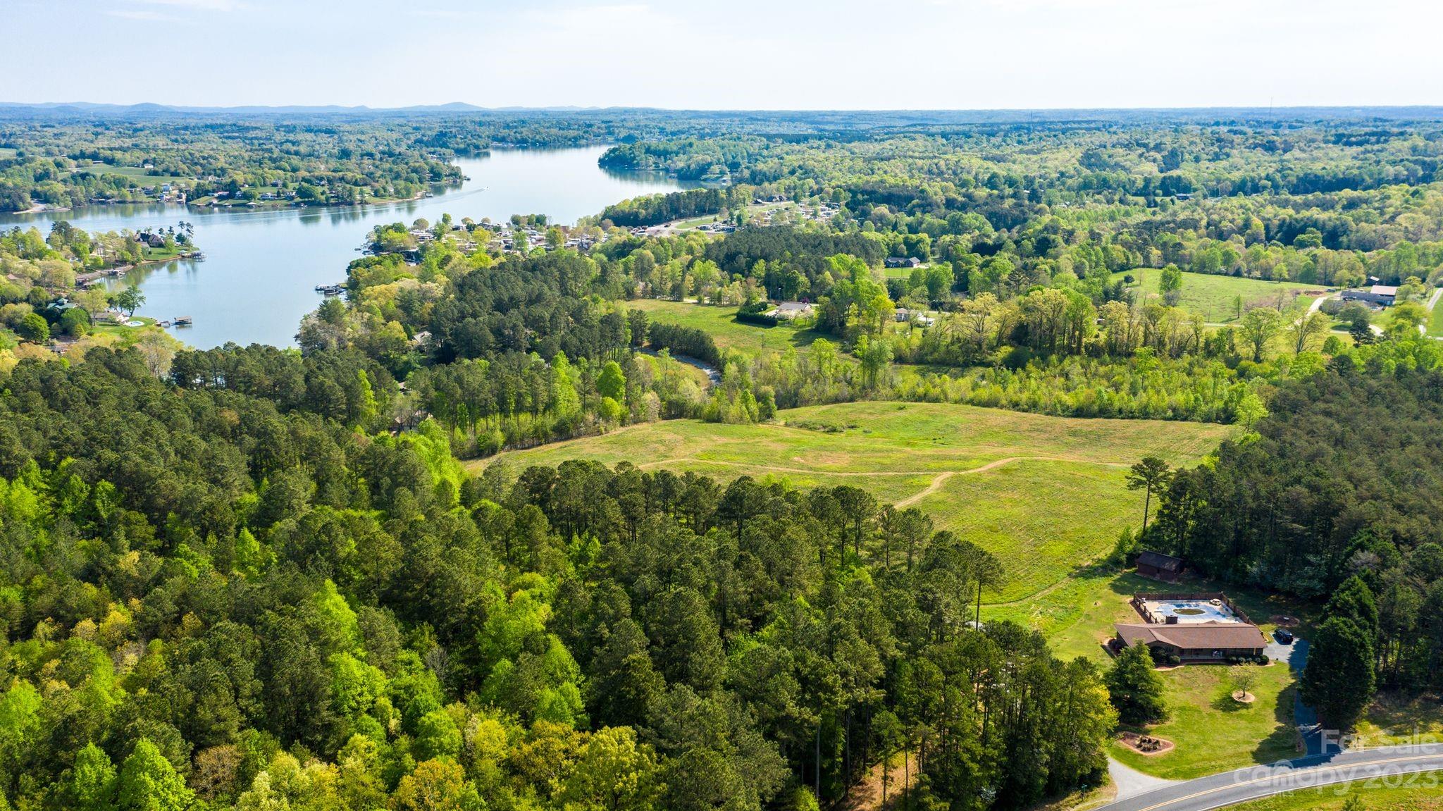 Whistle Peace - Land