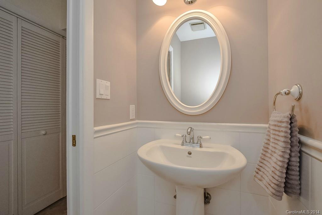 Sardis Forest - Residential