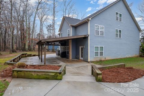 A home in Waxhaw