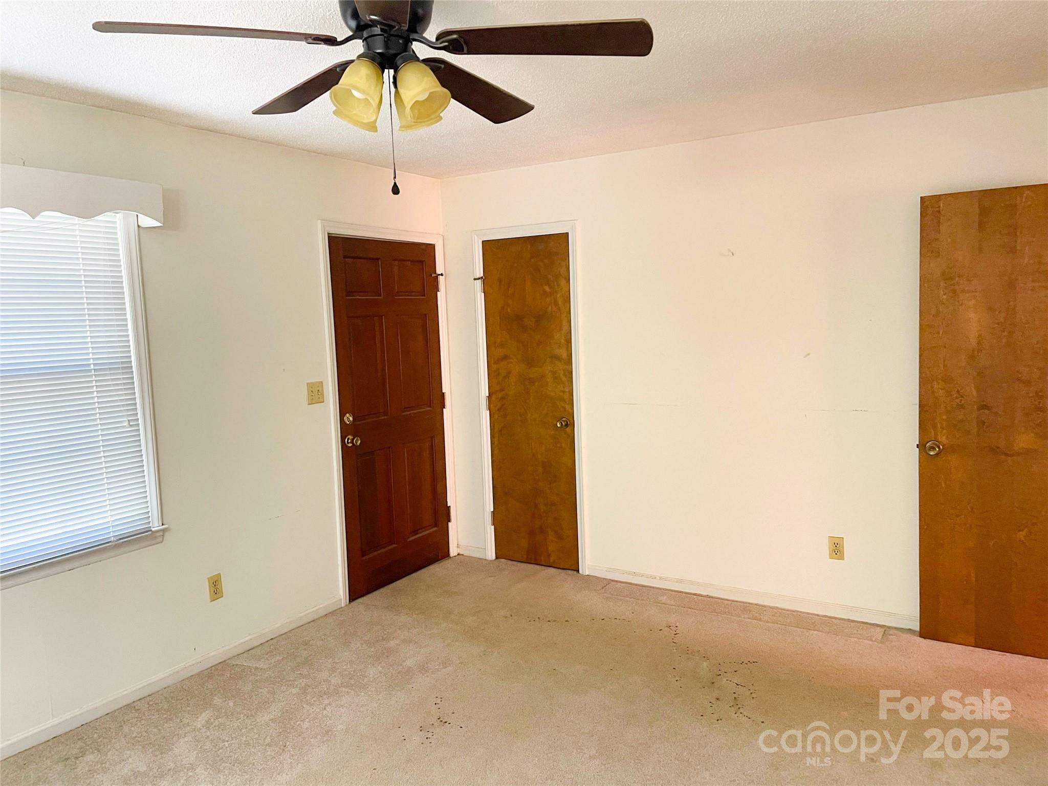 English Garden Park - Residential