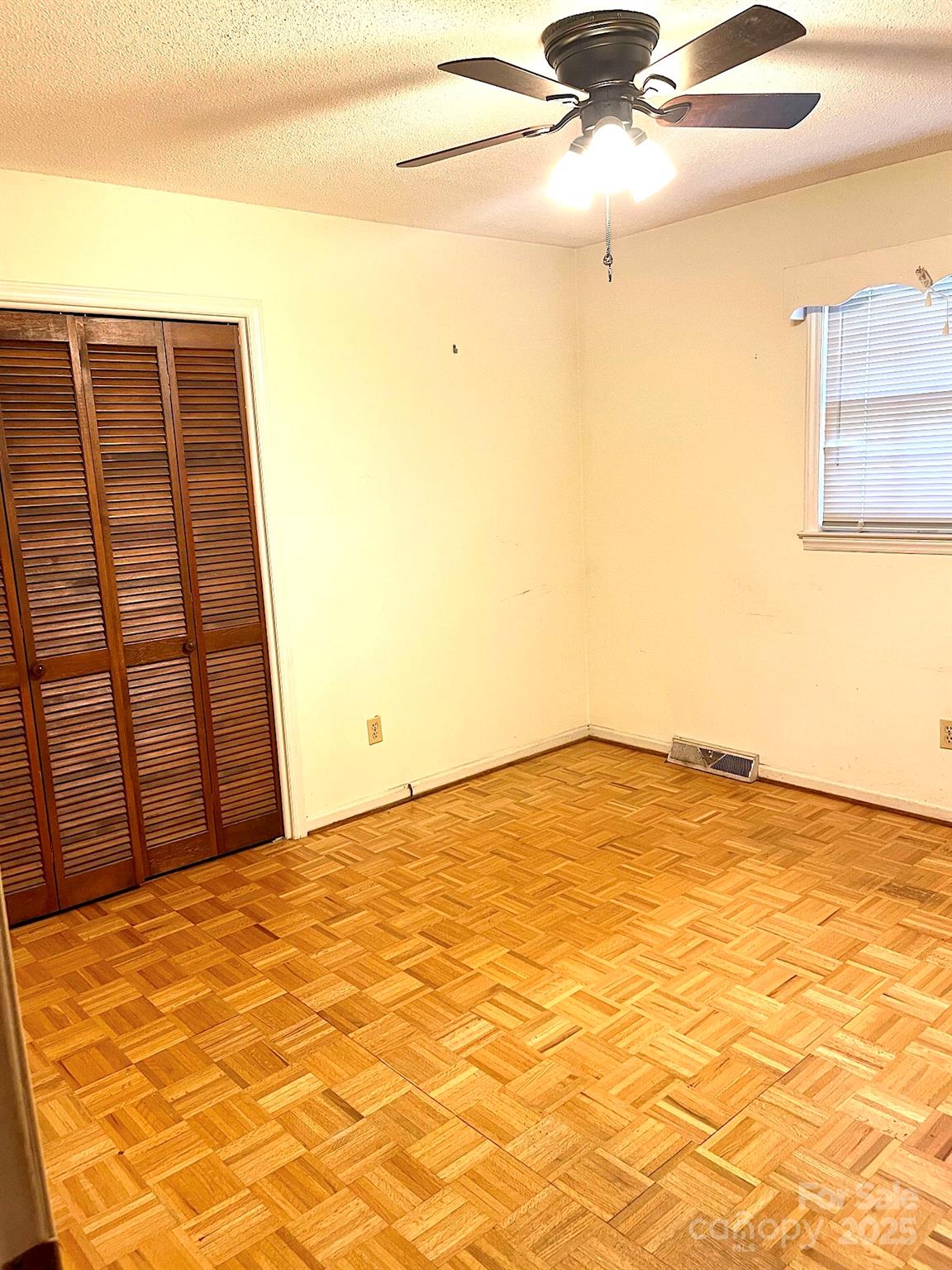 English Garden Park - Residential