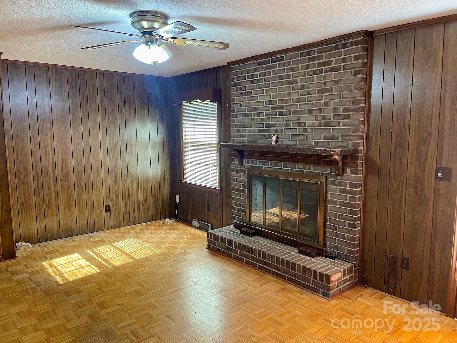 English Garden Park - Residential