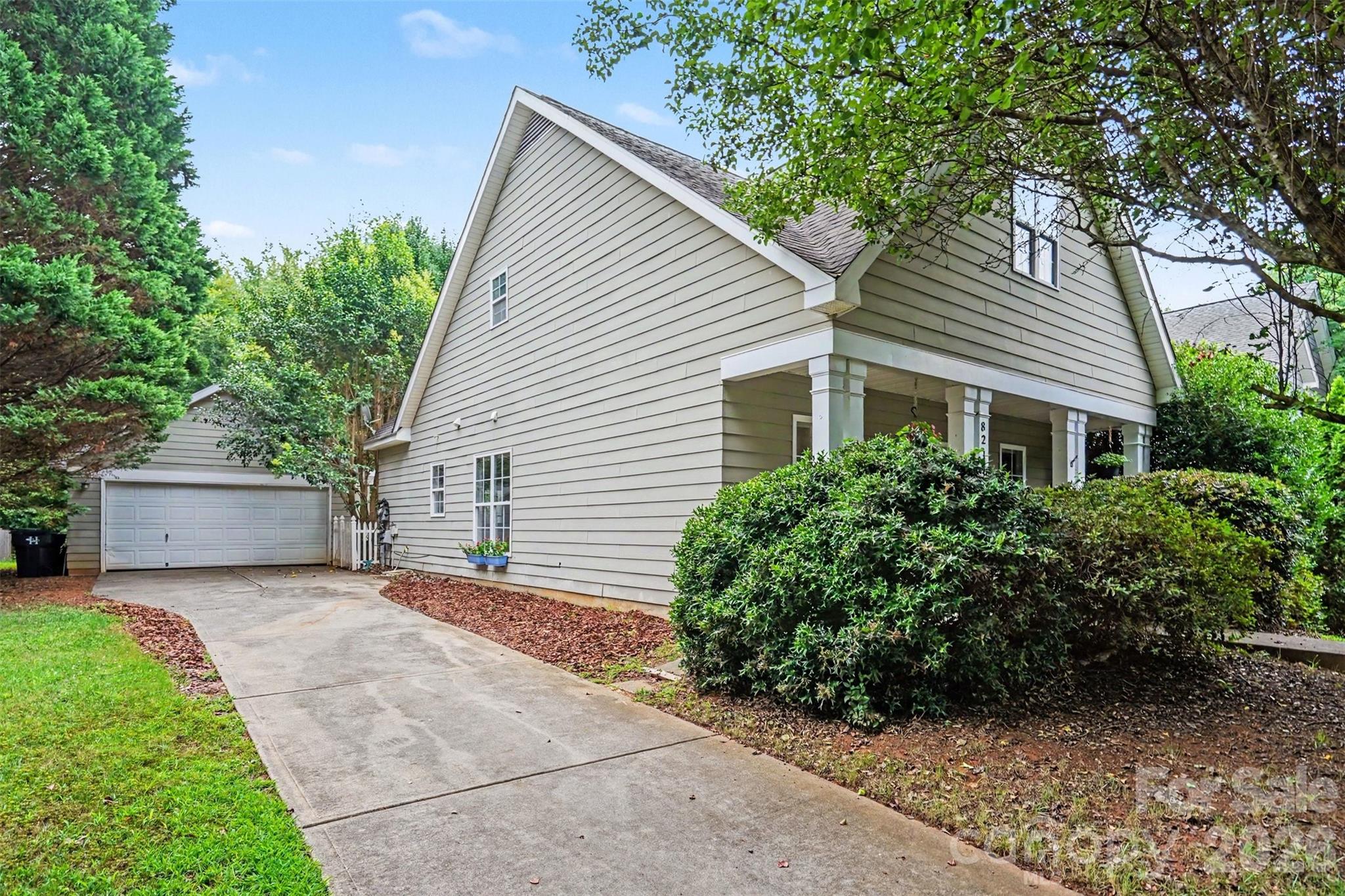 8214 Ballymore Court