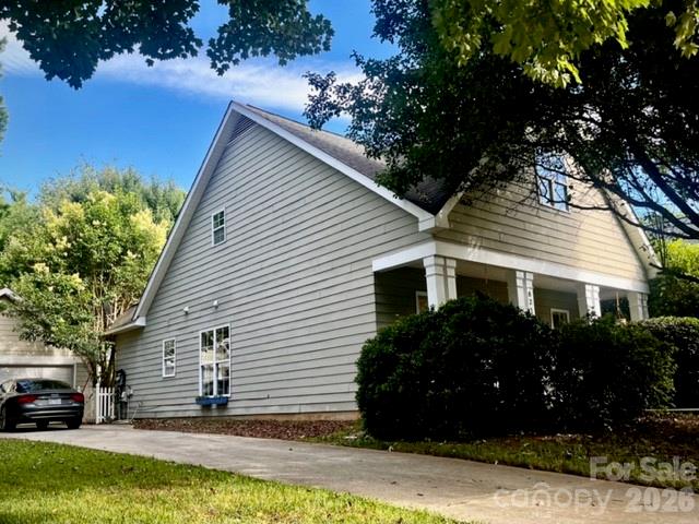 8214 Ballymore Court