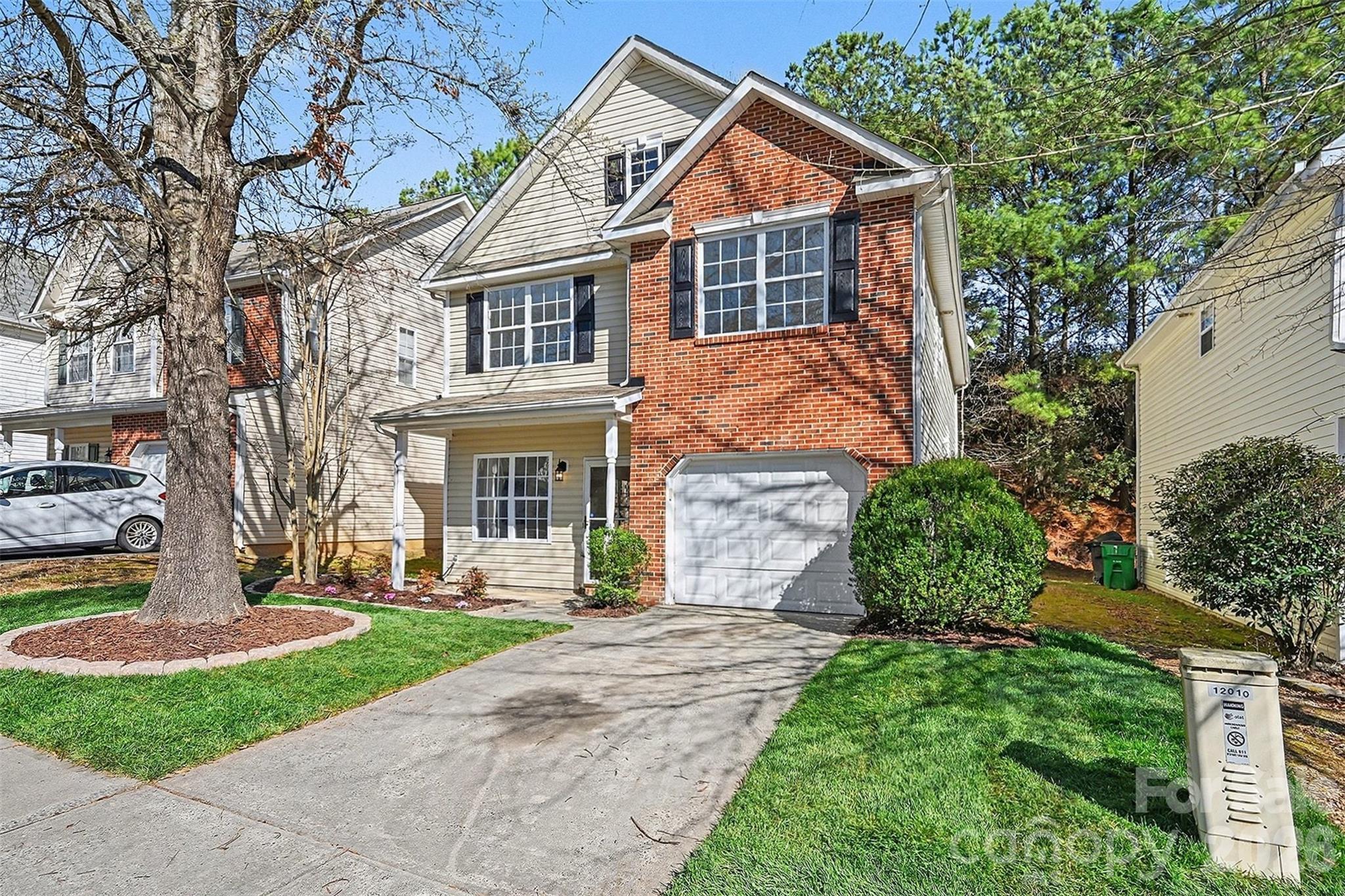 Oakbrooke - Residential