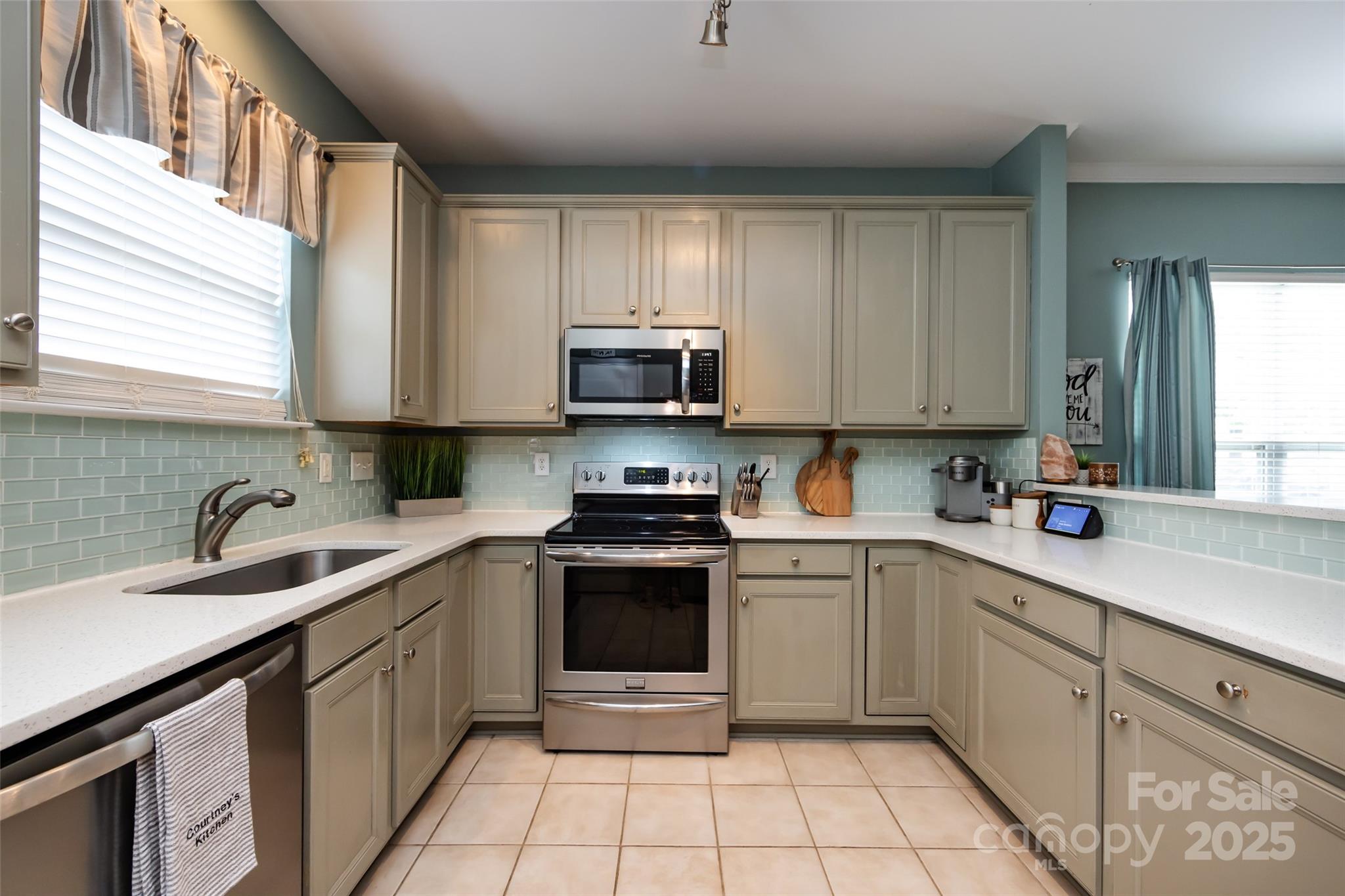 1041 Kensrowe Lane