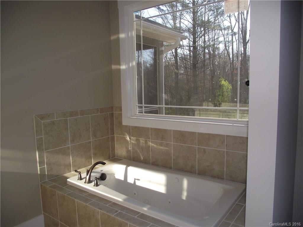 Highland View - Residential