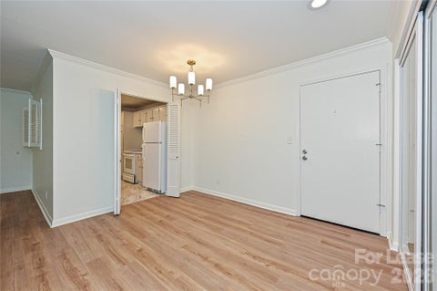 Photo of 1323 Queens Road #414, Charlotte, NC 28207 (MLS # 4436540)