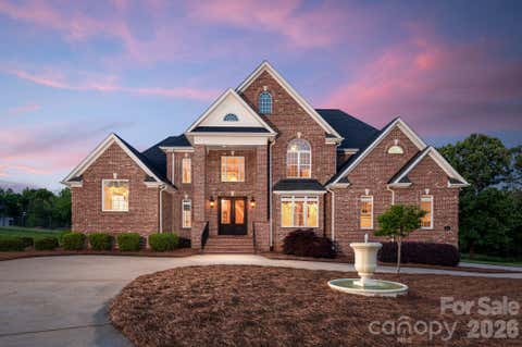 Photo for 534 N Ingleside Farm Road