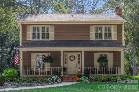 Photo of 640 Heather Lane, Charlotte, NC 28209 (MLS # 4435553)